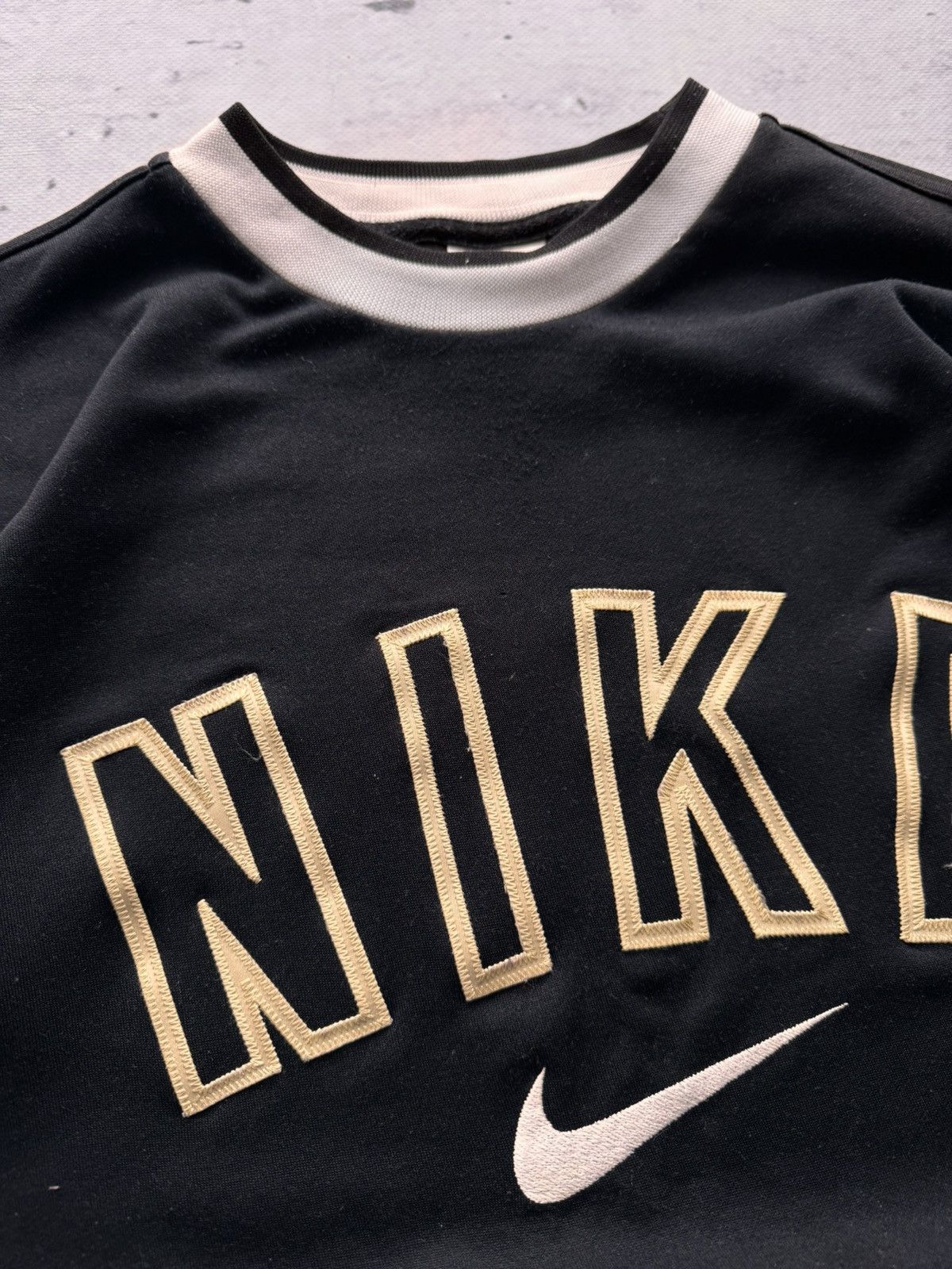 Nike × Vintage NIKE VINTAGE CENTER LOGO OVERSIZE BOXY SWEATSHIRT Size US XL / EU 56 / 4 - 4 Thumbnail