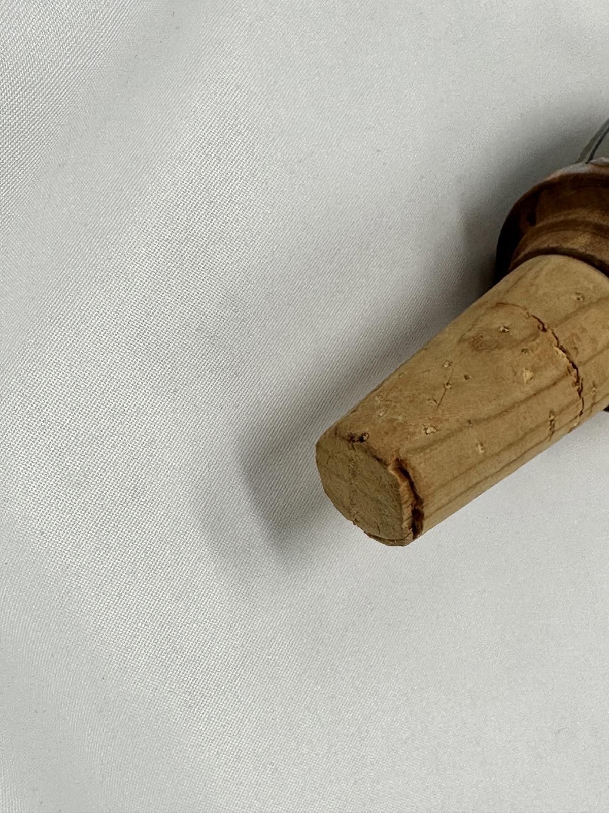 Unknown London Antique Bottle Stopper Mechanical Kissing Couple Hand Carved Size ONE SIZE - 5 Thumbnail