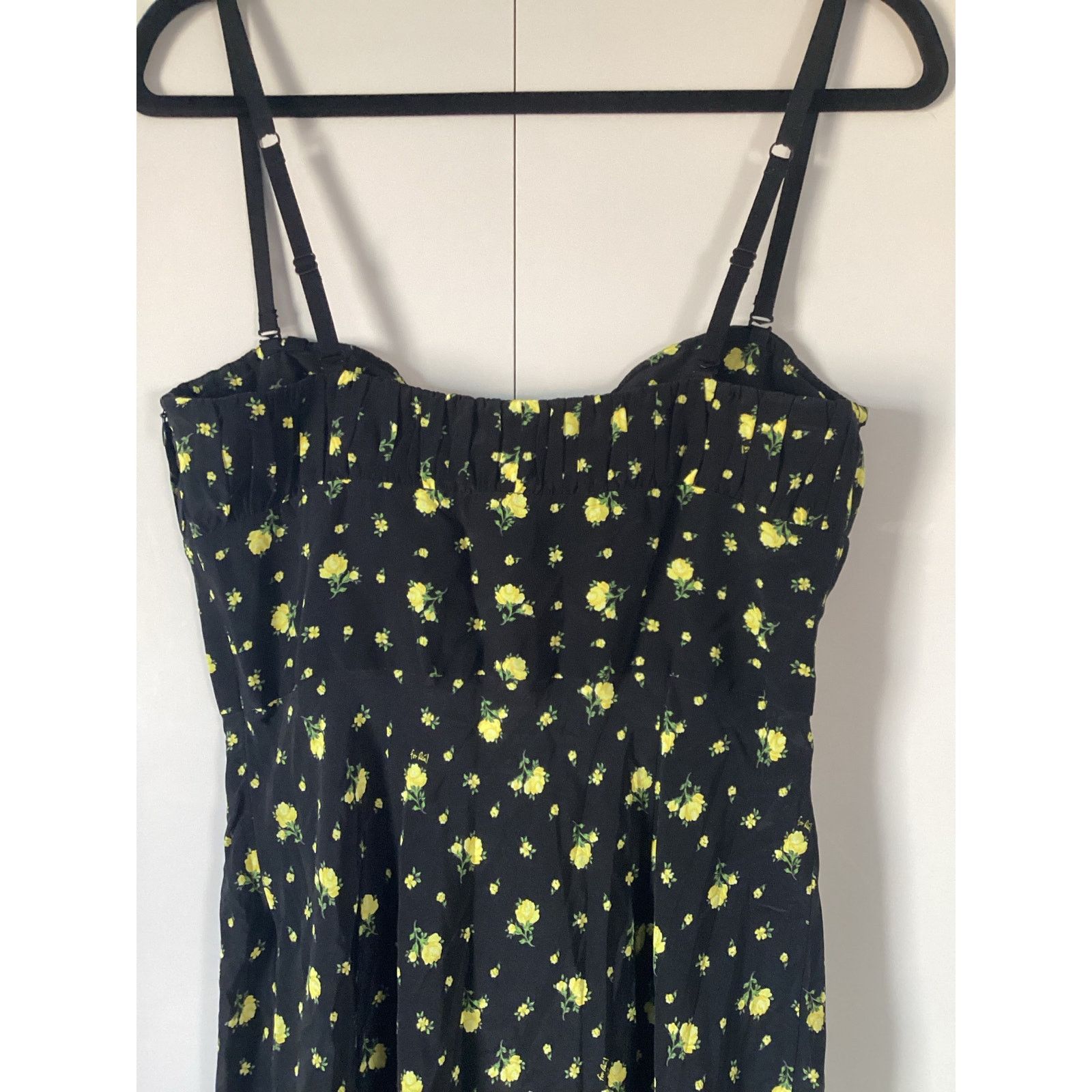 ted baker black dress with flowers TED BAKER BLACK & FLORAL PRINT SLEEVELESS PENCIL DRESS SIZE 2 UK 10   Whispers Dress Agency