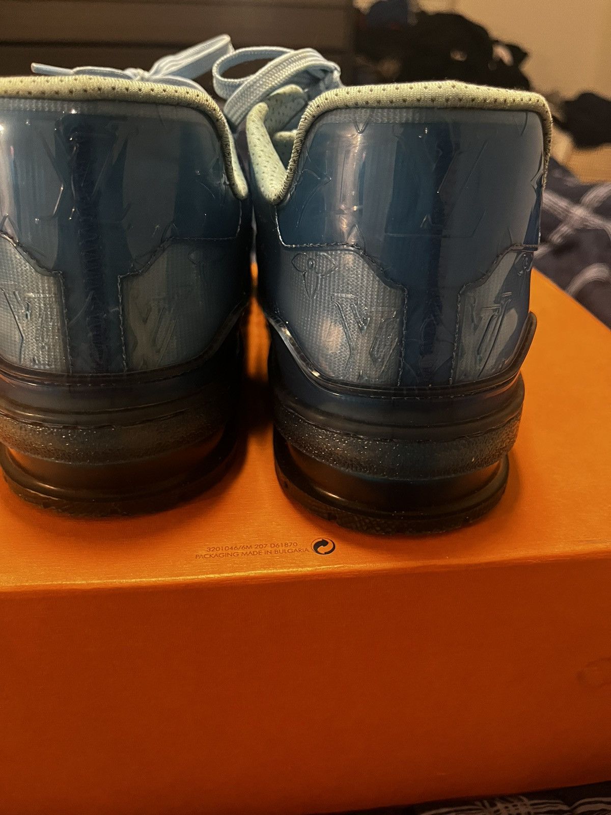 Louis Vuitton Louis Vuitton trainer blue transparent Size US 8 / EU 41 - 4 Thumbnail