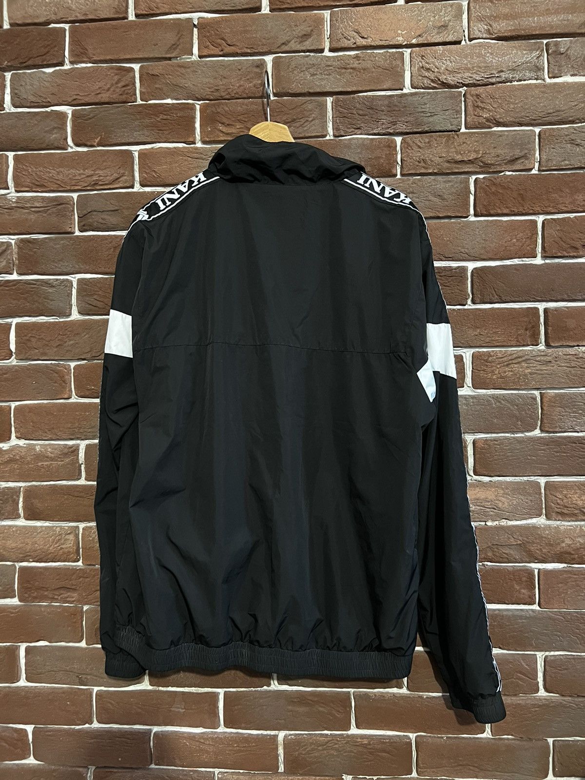 Karl Kani 00z Karl Kani Track Jacket Rap Shirt Rare Hype Streetwear Size US L / EU 52-54 / 3 - 4 Thumbnail