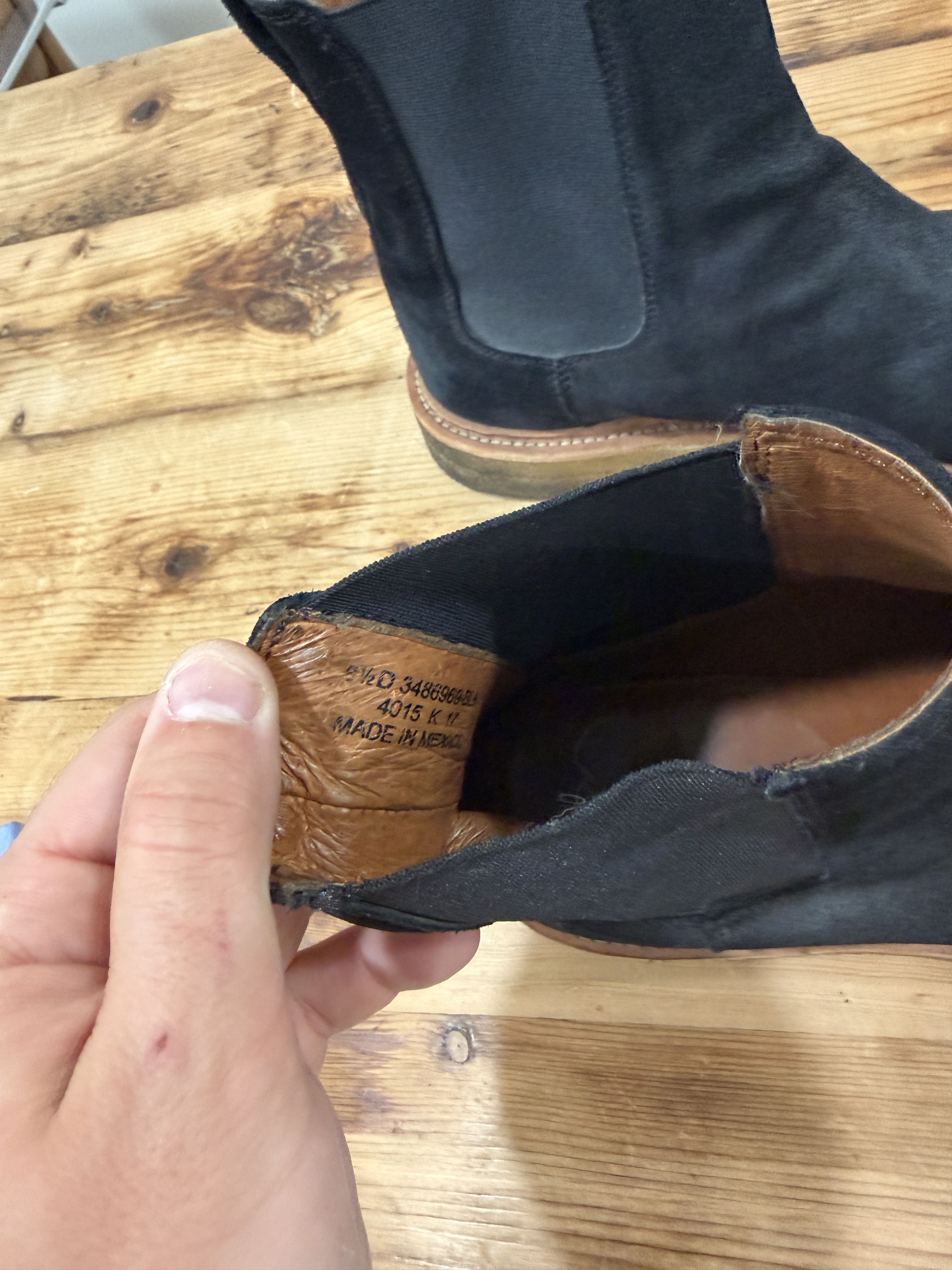 Frye Frye Chelsea Boot Black Suede Size US 8.5 / EU 41-42 - 4 Thumbnail