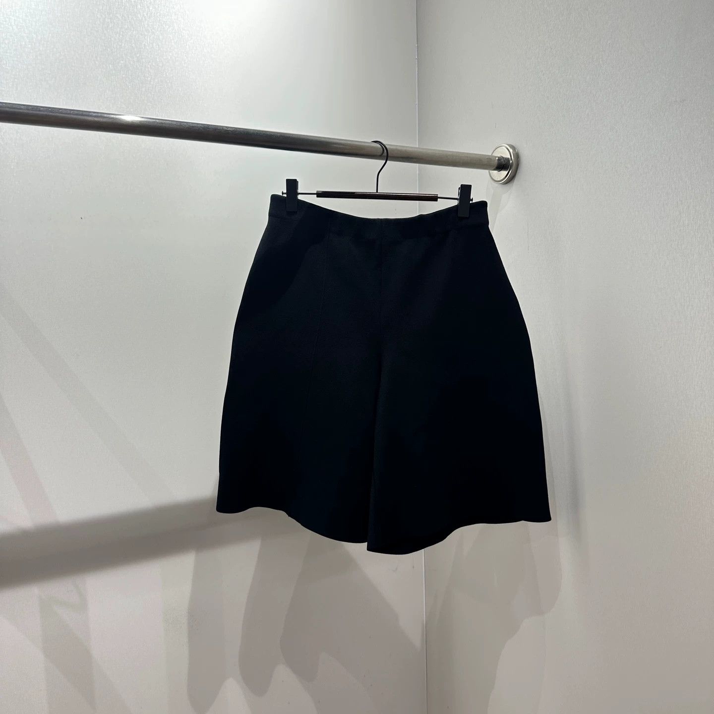 Christian Dior Monsieur Christian Dior mar148 solid casual shorts 38 Size 27" / US 4 / IT 40 - 1 Thumbnail