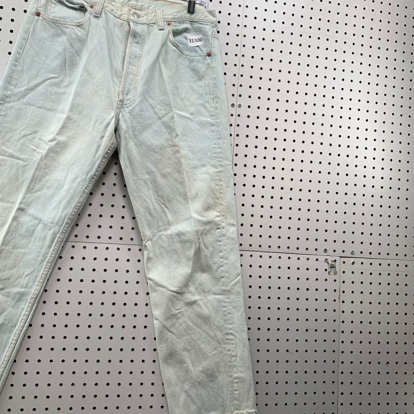 Levi's VINTAGE Levi's 501 Denim White Jeans Men 33x28 Button Fly USA Made Size US 33 - 4 Thumbnail