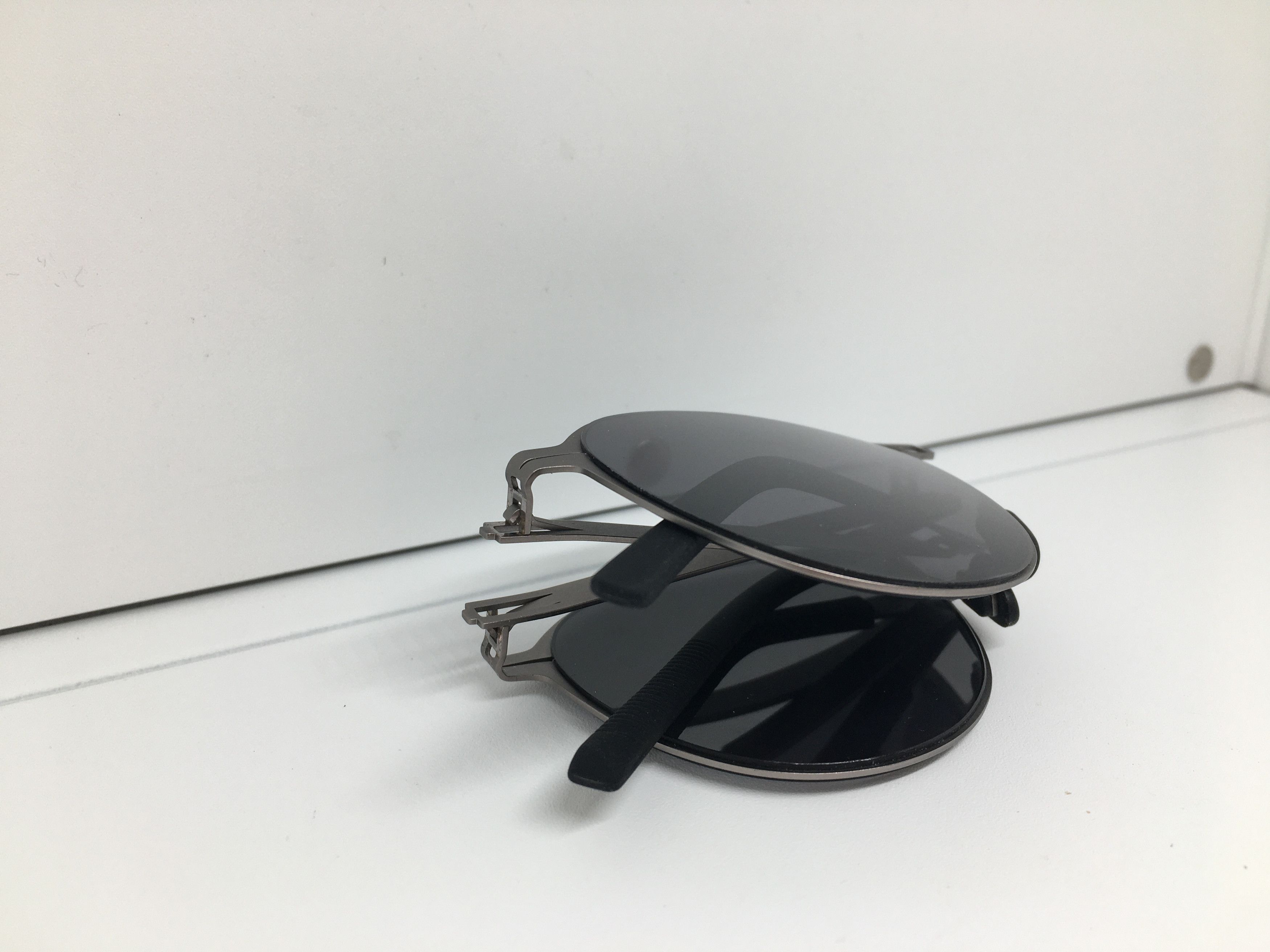 Other Grey Aviator Folding Sunglasses Frame Pilot Size ONE SIZE - 6 Thumbnail
