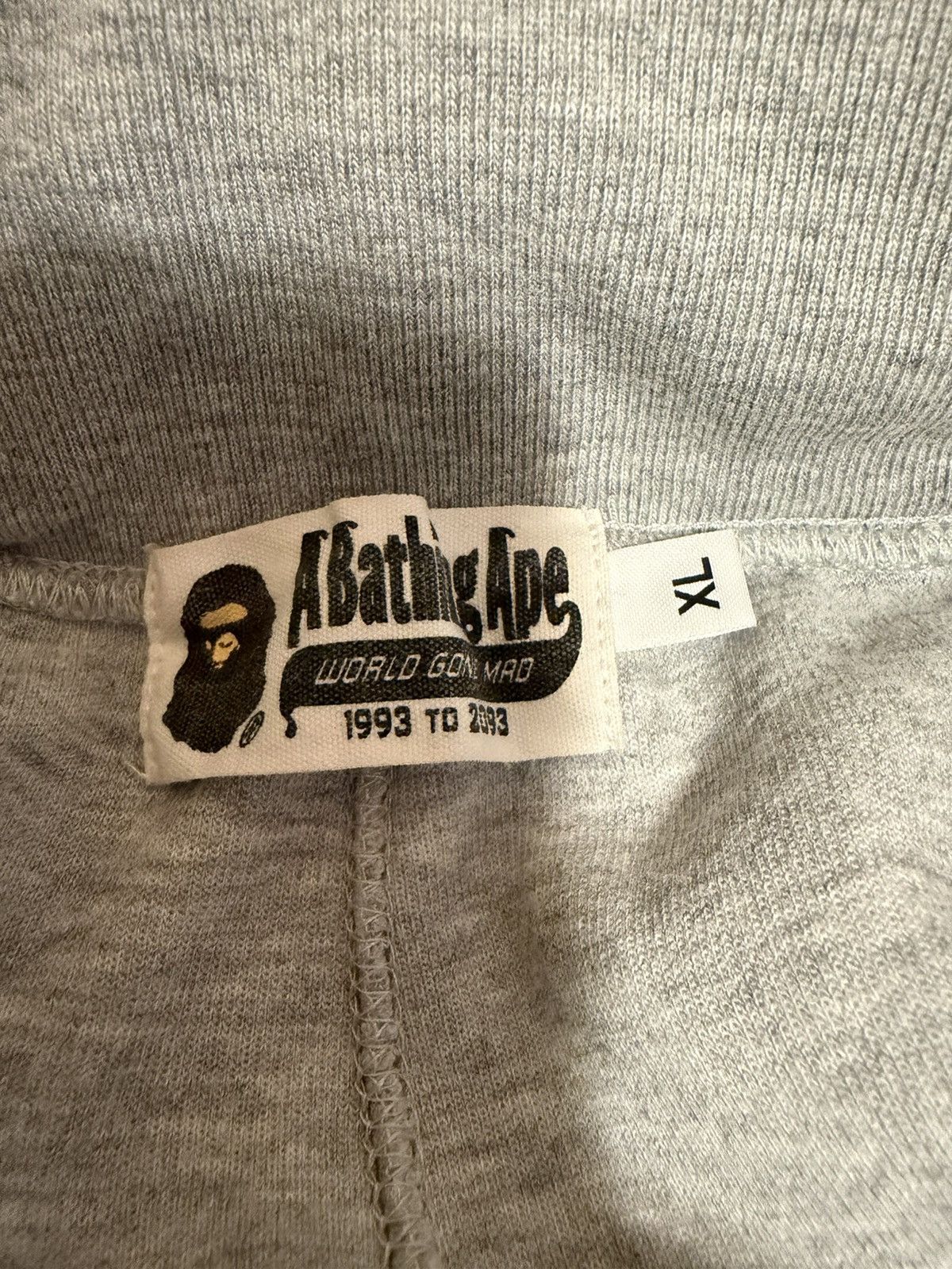 Bape A Bathing Ape Bape Head Grey Sweat Shorts Summer Size XL Size US 36 / EU 52 - 3 Thumbnail