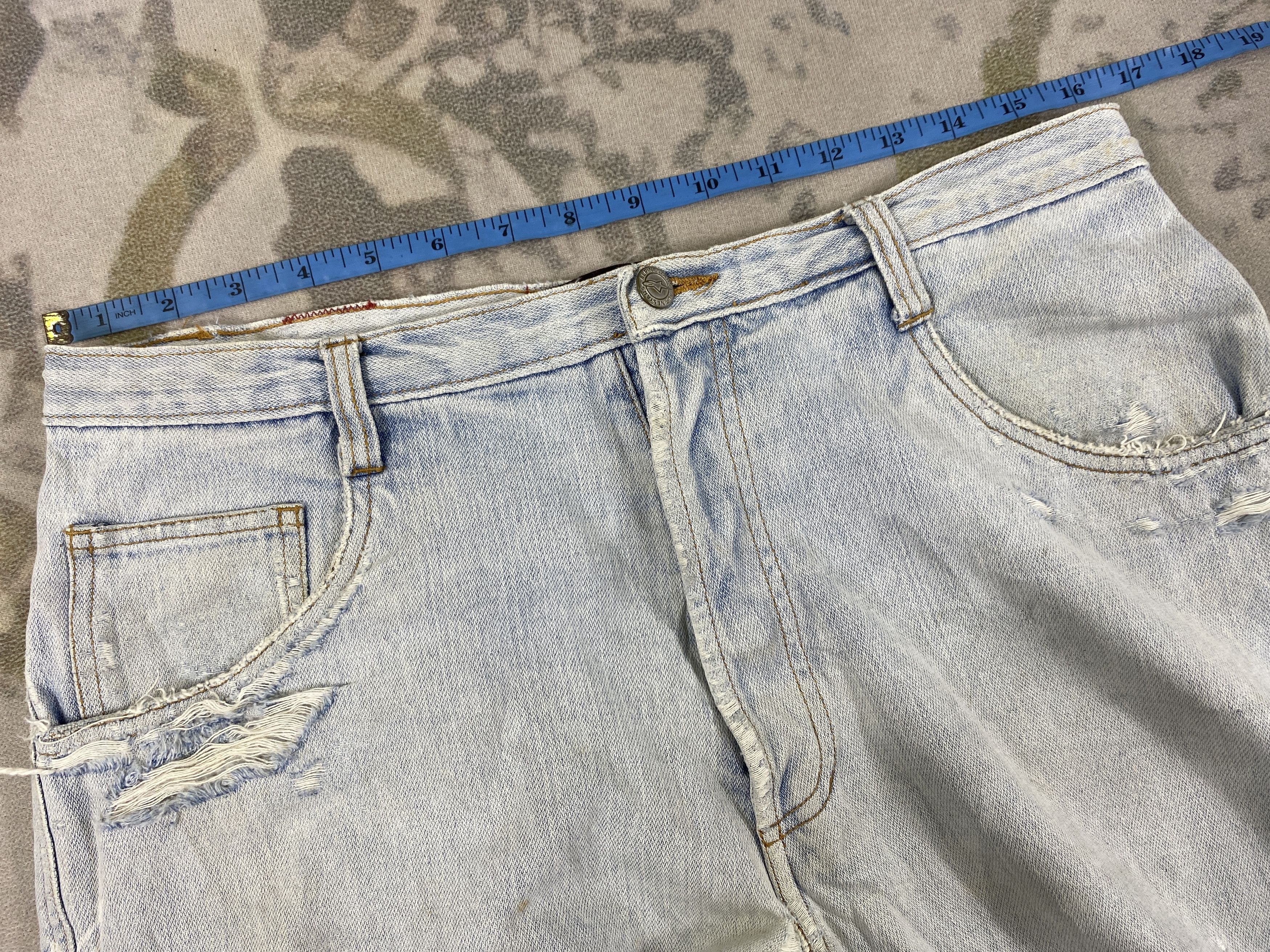 Alpinestars Vintage Alpinestars Distressed Jeans 33x31 Denim- JN3820 Size US 33 - 5 Thumbnail