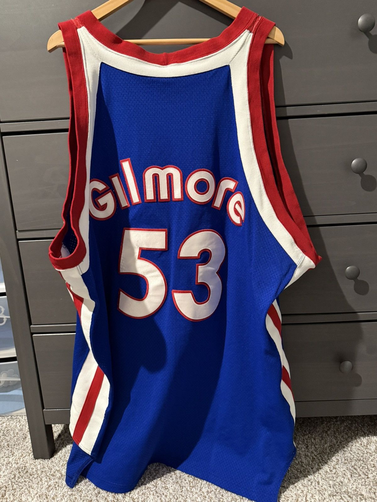 Mitchell & Ness Artis Gilmore Jersey Size US XL / EU 56 / 4 - 1 Thumbnail
