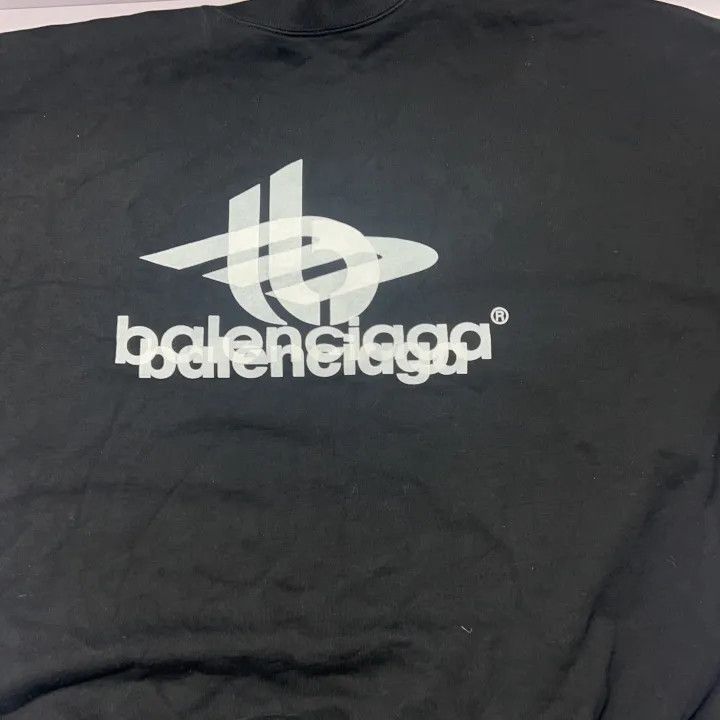 Balenciaga Balenciaga FW23 Letter Print Sweatshirt 0079-2507 Size US L / EU 52-54 / 3 - 9 Thumbnail