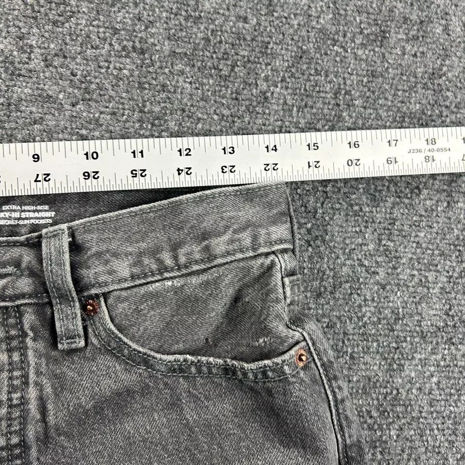 Old Navy Old Navy Jeans Womens 2 Gray Sky Hi Straight Cut Off Size 28" / US 6 / IT 42 - 4 Thumbnail