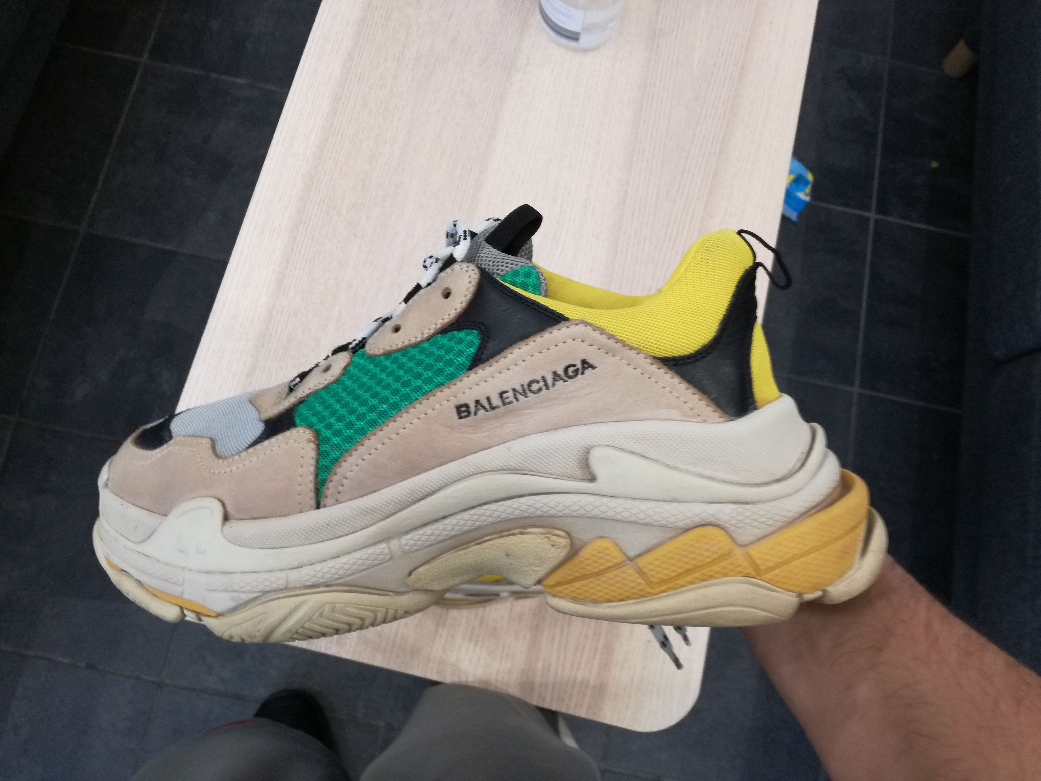Balenciaga Made in Italy Triple S OG Curry Size 42 Size US 9 / EU 42 - 4 Thumbnail
