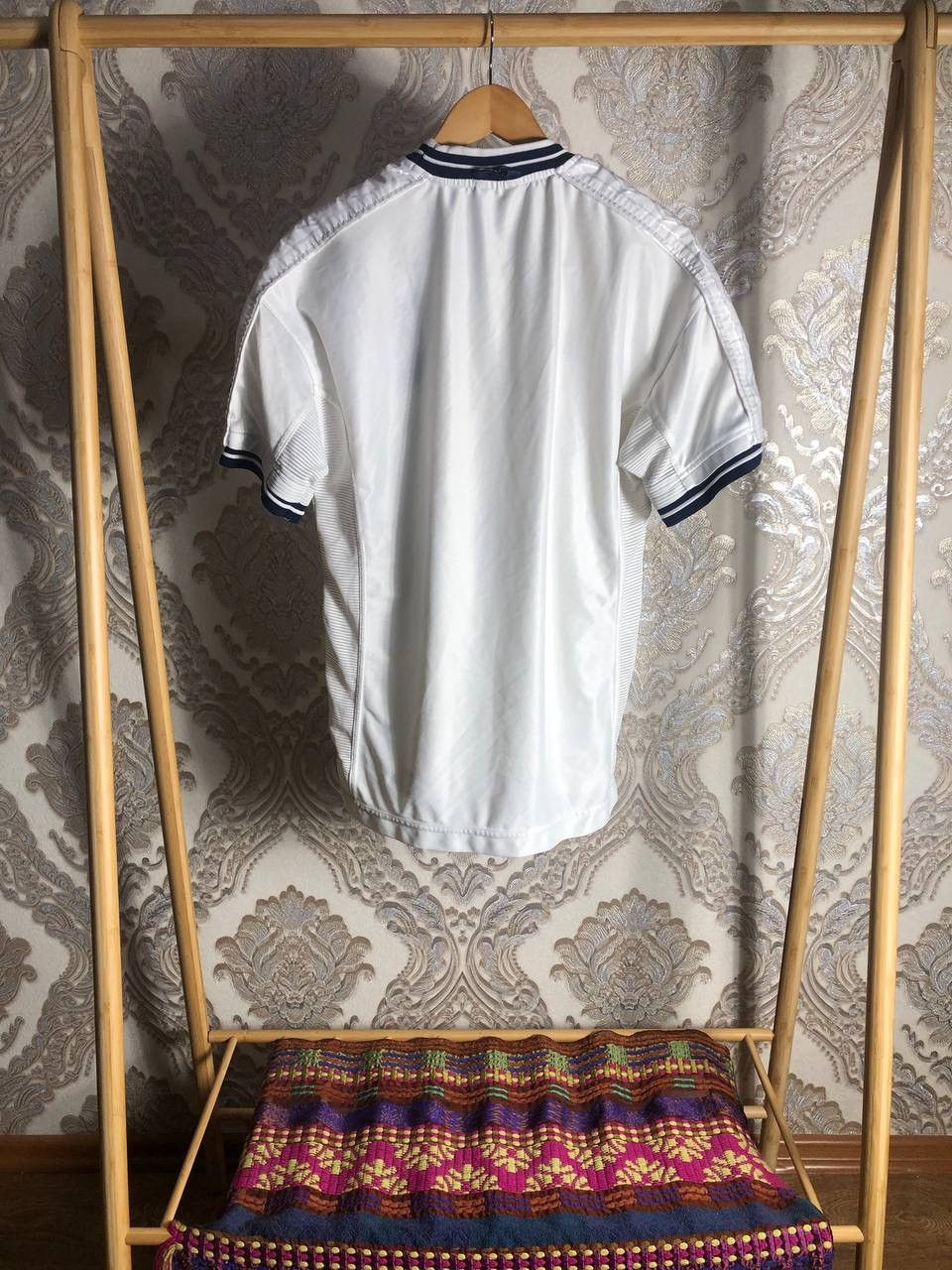 Umbro VINTAGE UMBRO ENGLAND RETRO SOCCER JERSEY MANCHESTER Y2K 90s Size US L / EU 52-54 / 3 - 12 Thumbnail