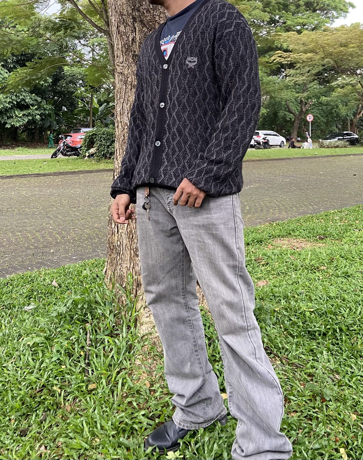 Aran Isles Knitwear × MCM Vintage MCM Pattern Chest Logo Cardigan Size US XL / EU 56 / 4 - 2 Thumbnail