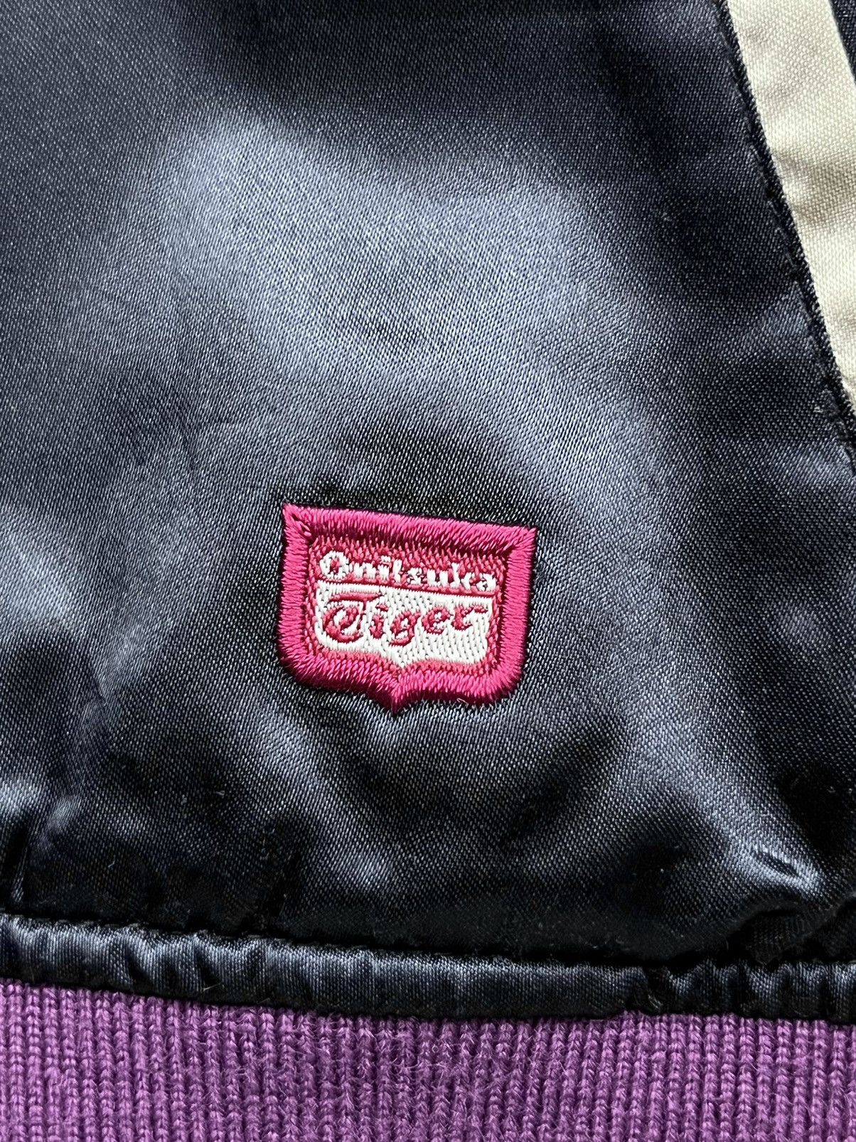Asics VERYRARE🔥90’s ASICS ONITSUKA TIGER Japanese Souvenir Jacket Size S / US 4 / IT 40 - 6 Thumbnail