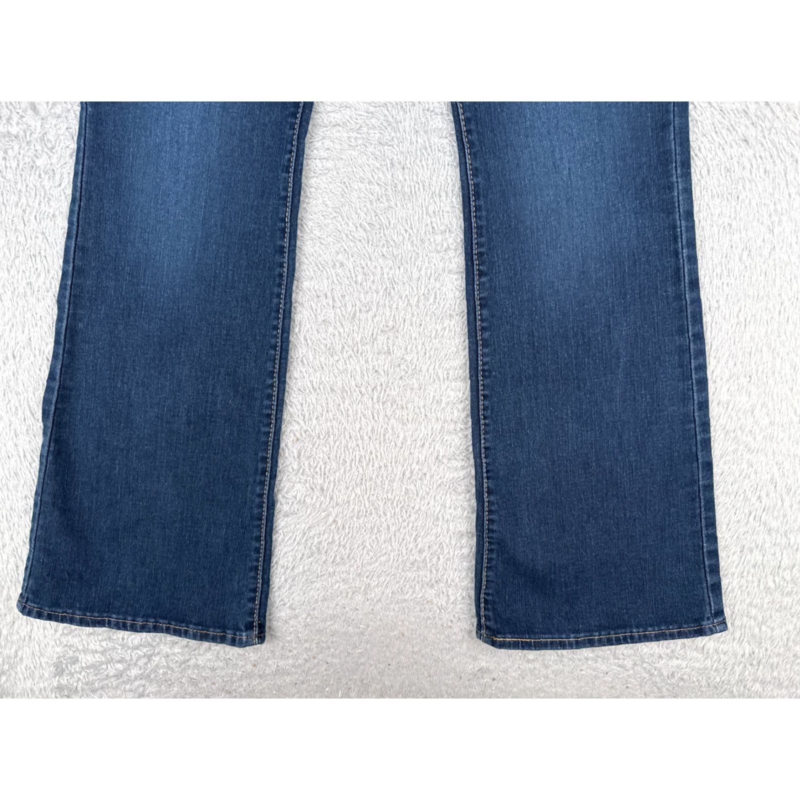Levi's Levi's Jeans Women Bootcut 10 Adult Blue Denim Mid Rise 30x30 Signature 5-Pocket Distressed Cotton Blend Size 32" / US 10 / IT 46 - 2 Thumbnail