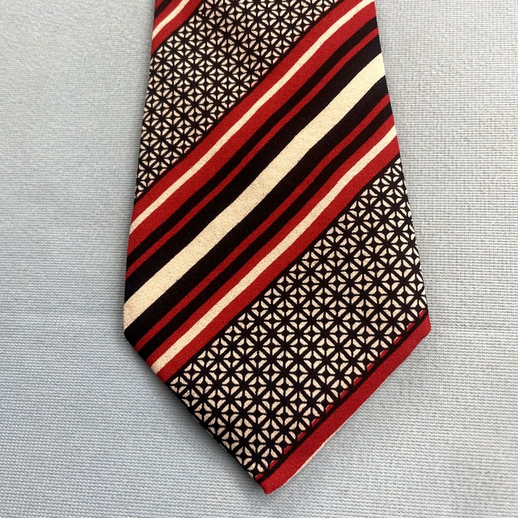 Vintage VINTAGE 60s Poly Silk Neck Tie Repp Deco Check Red White Black Stripe 3.5x52 Size ONE SIZE - 2 Thumbnail