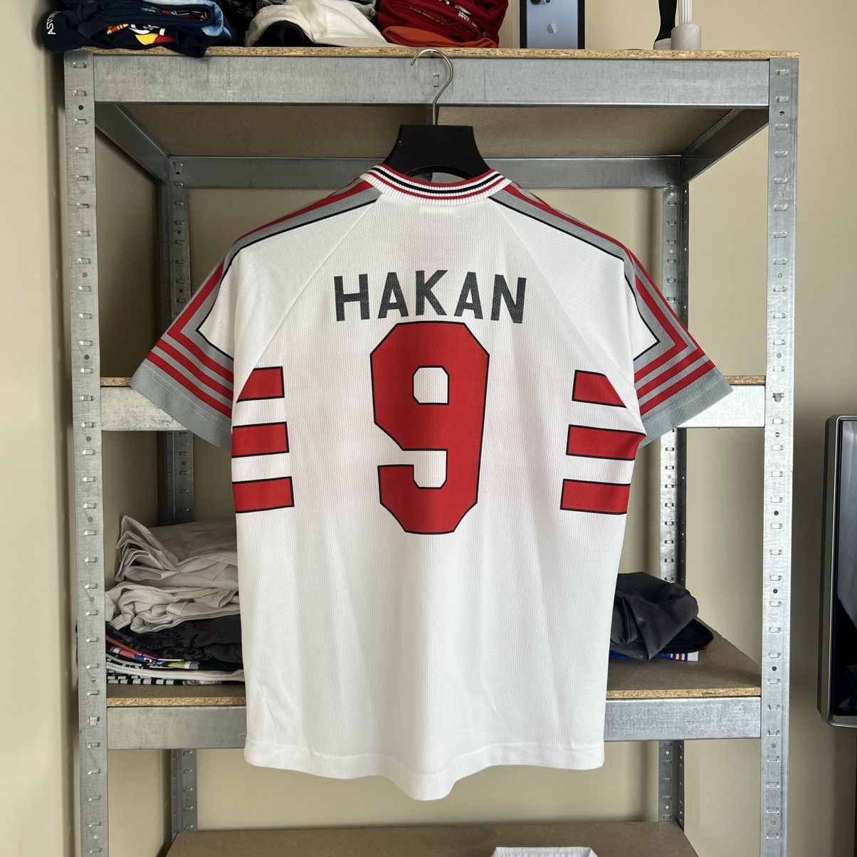 Dugarry : « Le maillot de l'OL, une institution
