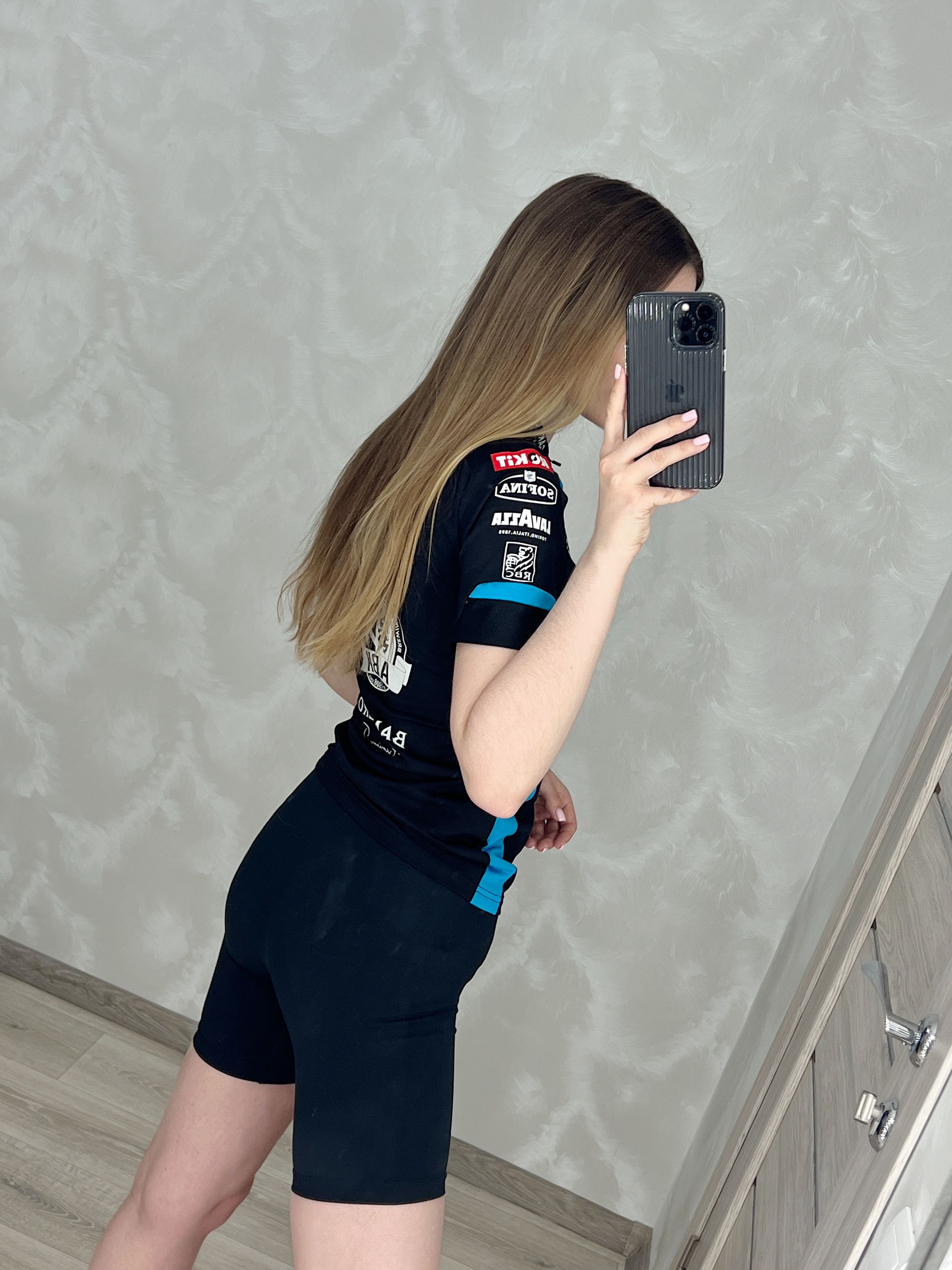 Formula 1 × Rokit AMG Mercedes-Benz Bogarts F1 Rokit Williams T-Shirt Woman Size M / US 6-8 / IT 42-44 - 20 Thumbnail