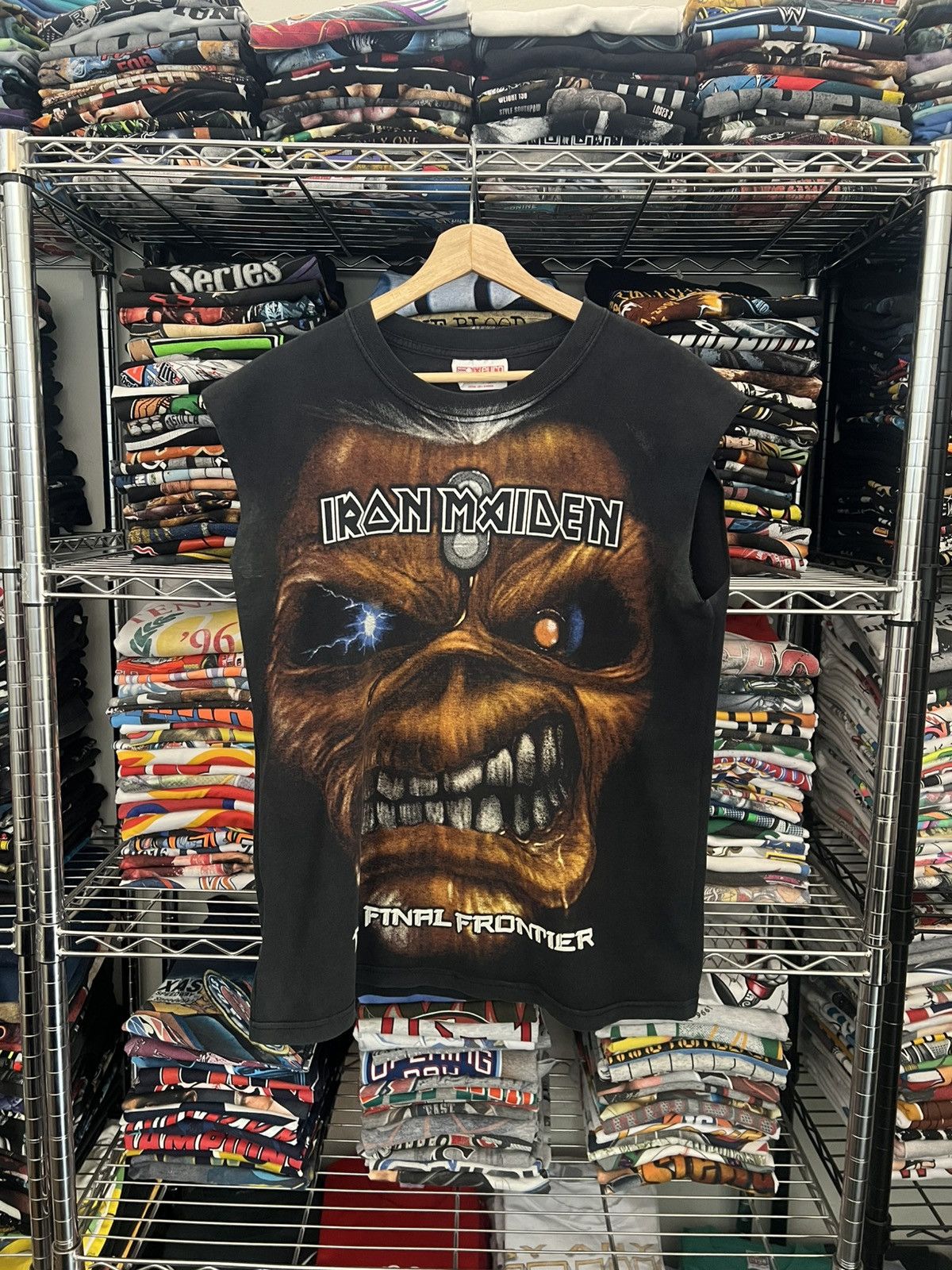 Iron Maiden 2011 The Final Frontier Eddie Big Face Tour Band Tee Size US L / EU 52-54 / 3 - 1 Thumbnail