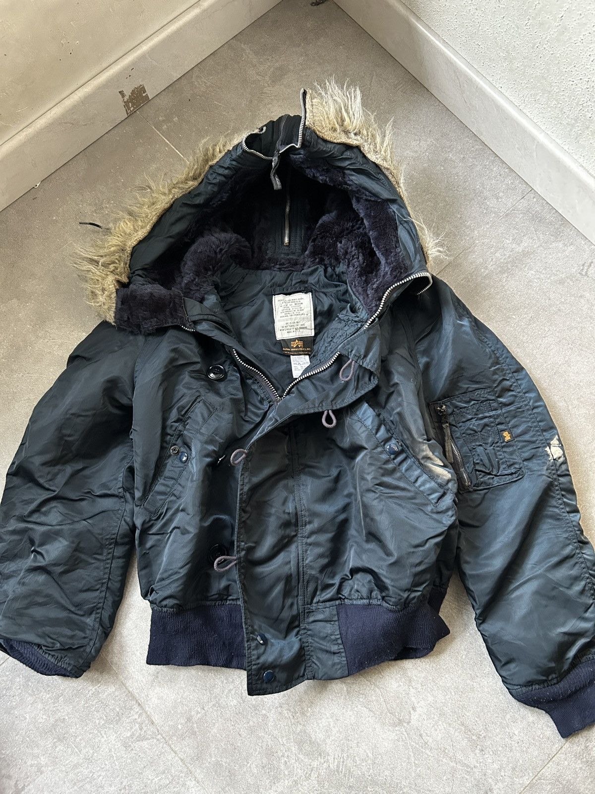 Alpha Industries Alpha Industries N2B Faux Fur Bomber Jacket Size US M / EU 48-50 / 2 - 8 Thumbnail