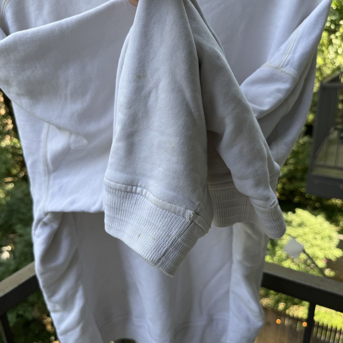 Vintage Thrashed Faded Distressed White Henley Sweatshirt ERD Grunge Size US L / EU 52-54 / 3 - 10 Thumbnail
