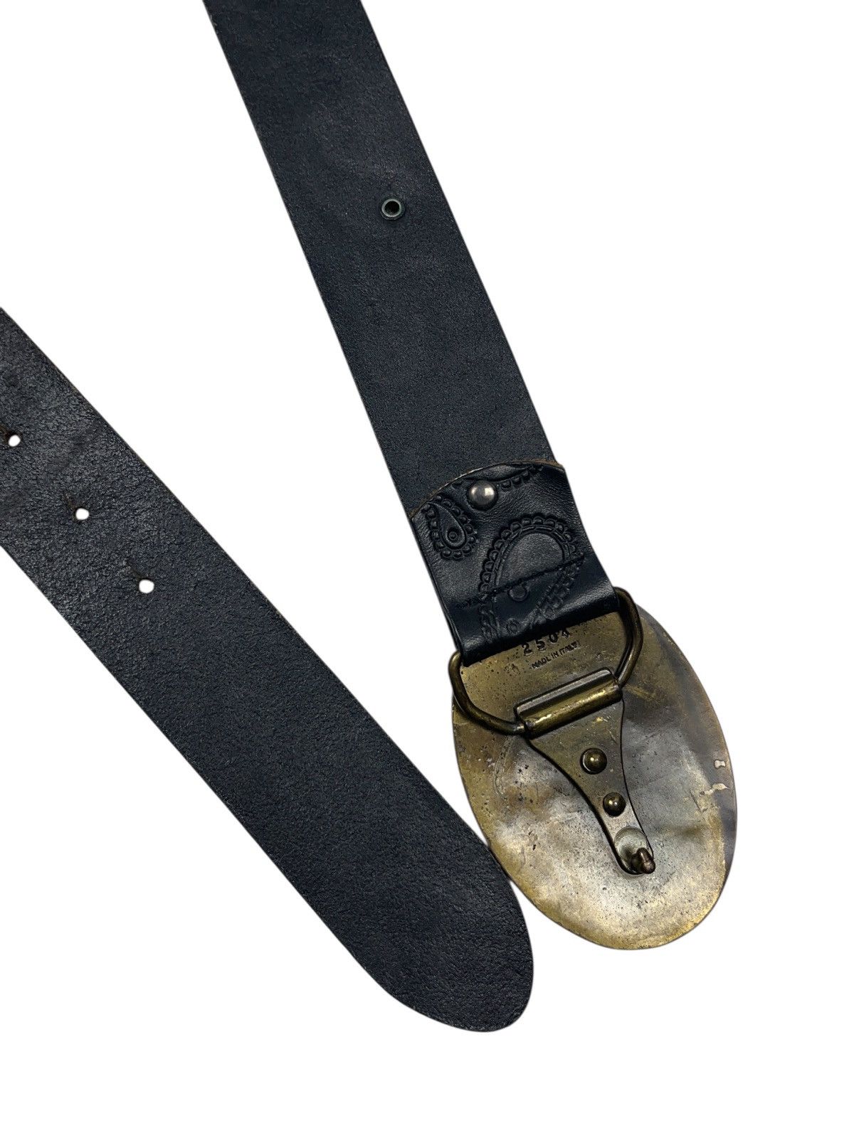 Japanese Brand Vintage Anastacia Bandana Embossing Leather Belt Holland Size ONE SIZE - 3 Thumbnail