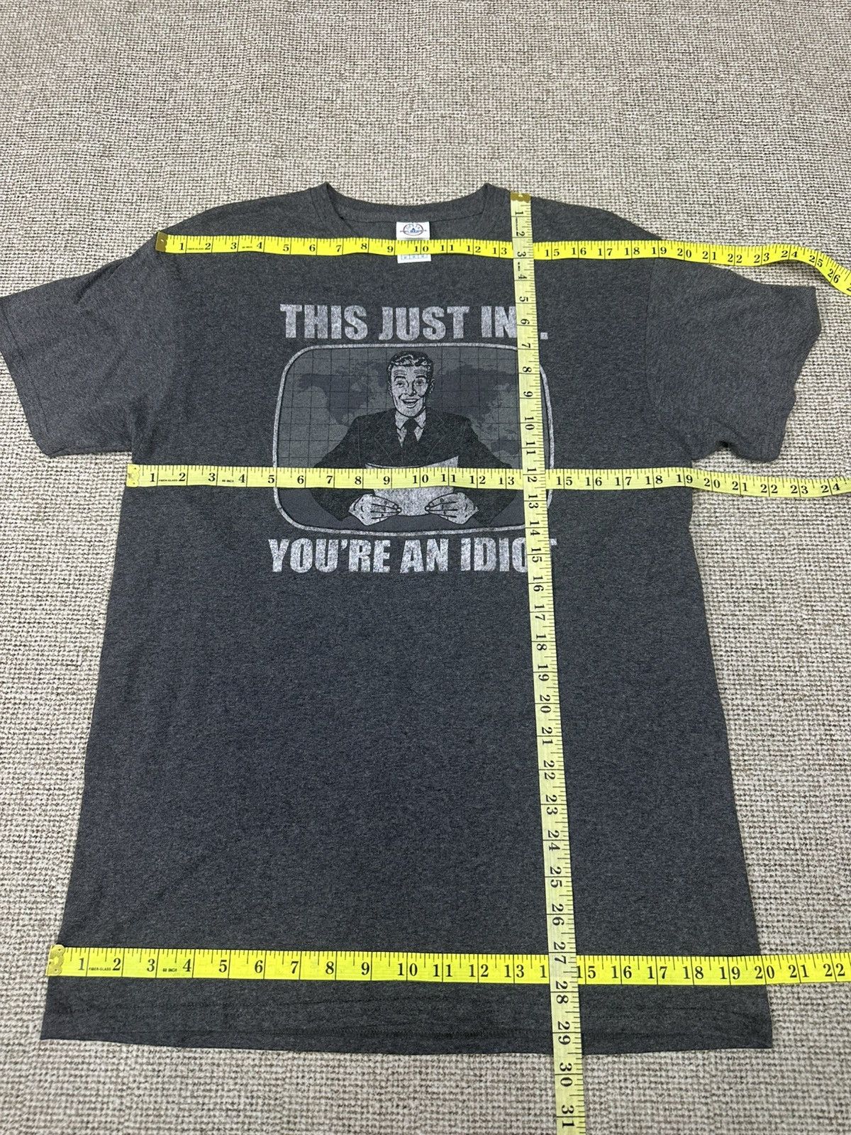 Vintage Vintage " This Just In.. You Are An Idiot" Tshirt A1001 Size US M / EU 48-50 / 2 - 4 Thumbnail