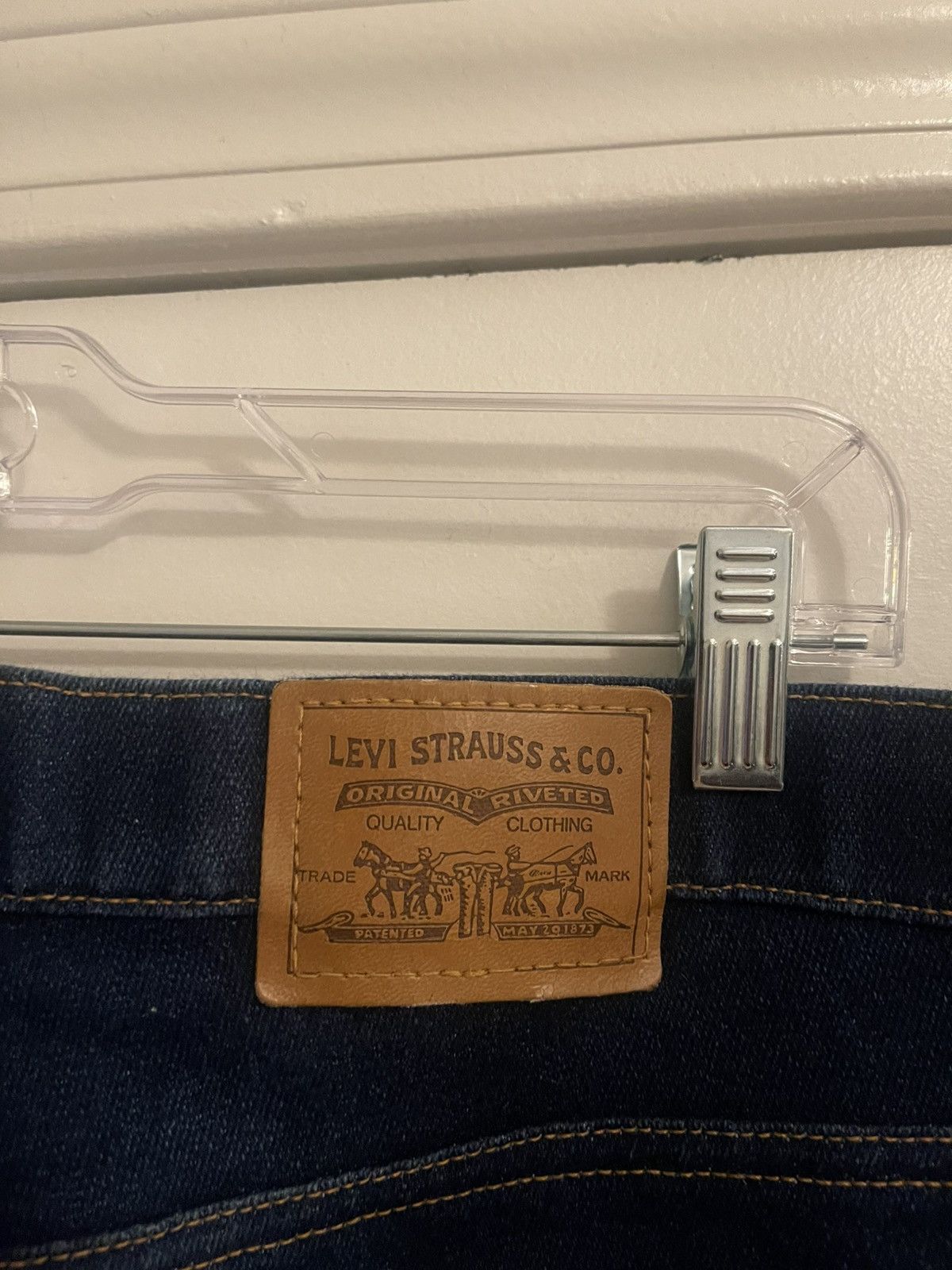 Levi's Vintage Men's Levi 40547-2317 Gold Bronze Tab JEANS Size US 42 / EU 58 - 3 Thumbnail