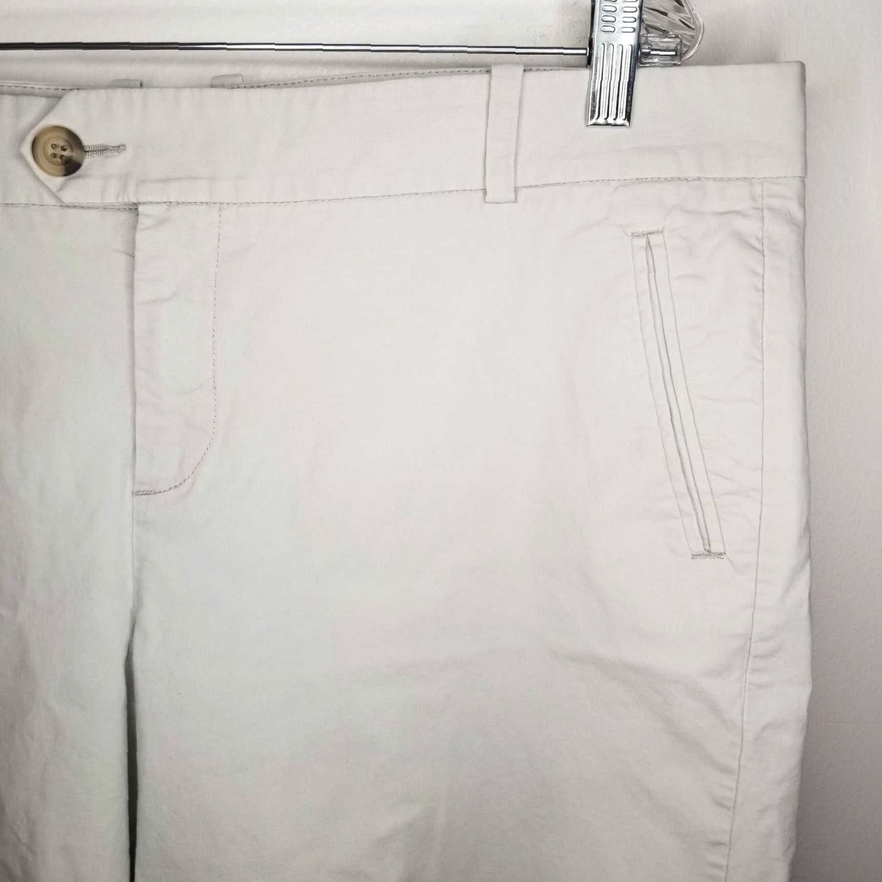 Dockers DOCKERS Beige Chino Shorts Womens Size 16 Regular Size 38" / US 16 / IT 52 - 2 Thumbnail