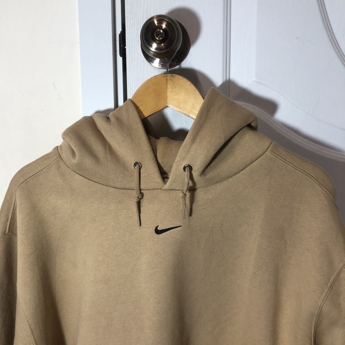 Nike VINTAGE NIKE HOODIE CENTER SWOOSH 90S Size US XL / EU 56 / 4 - 2 Thumbnail