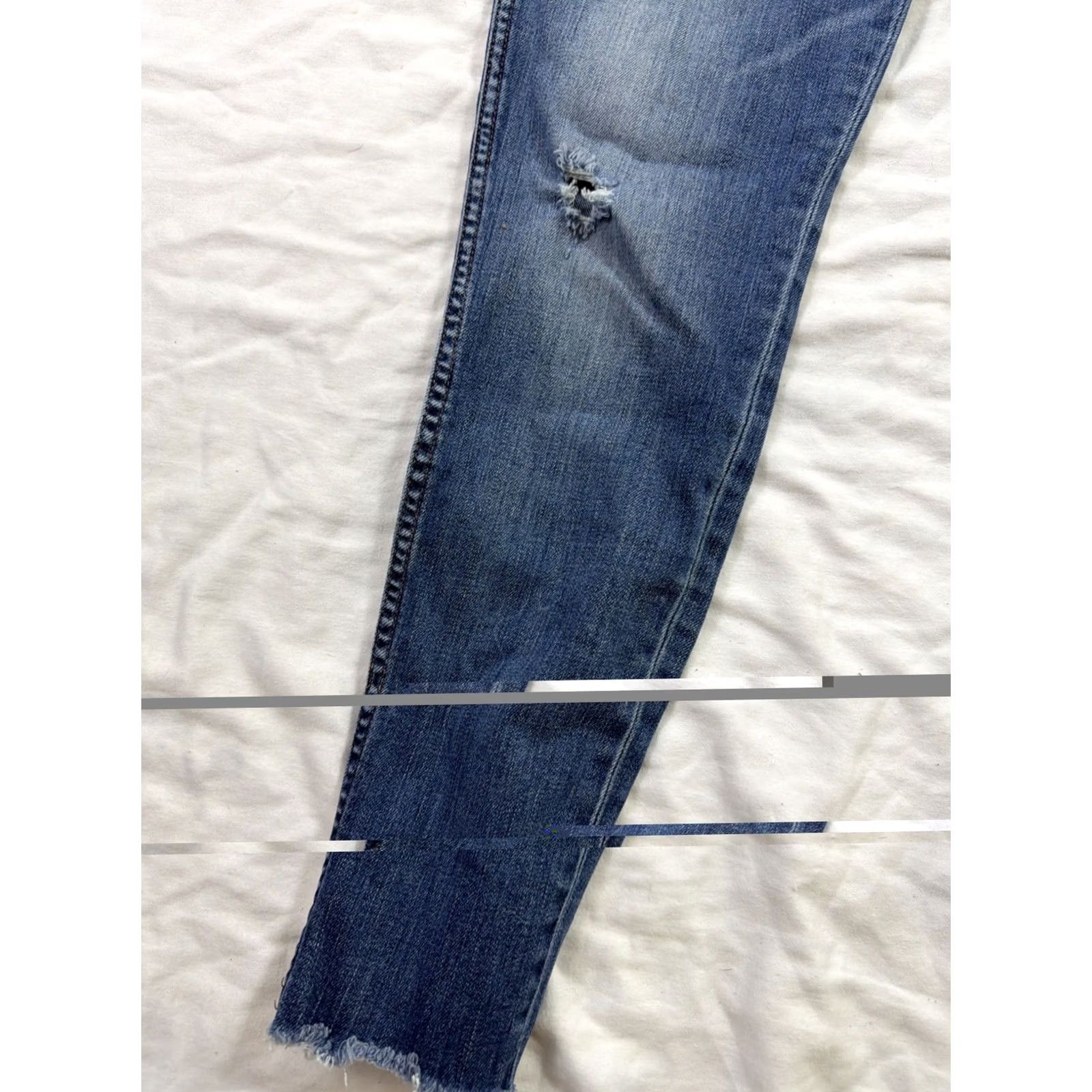 Madewell VINTAGE Madewell 9” High Rise Skinny Jeans Womens 28x27 Medium Wash Distressed Blue 28 Skinny Womens Jeans Size ONE SIZE - 3 Thumbnail