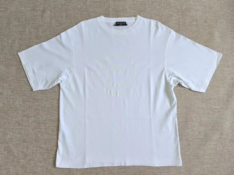 Balenciaga Balenciaga Smile Short Sleeve T-Shirt XS-dmc Size US XS / EU 42 / 0 - 1 Thumbnail