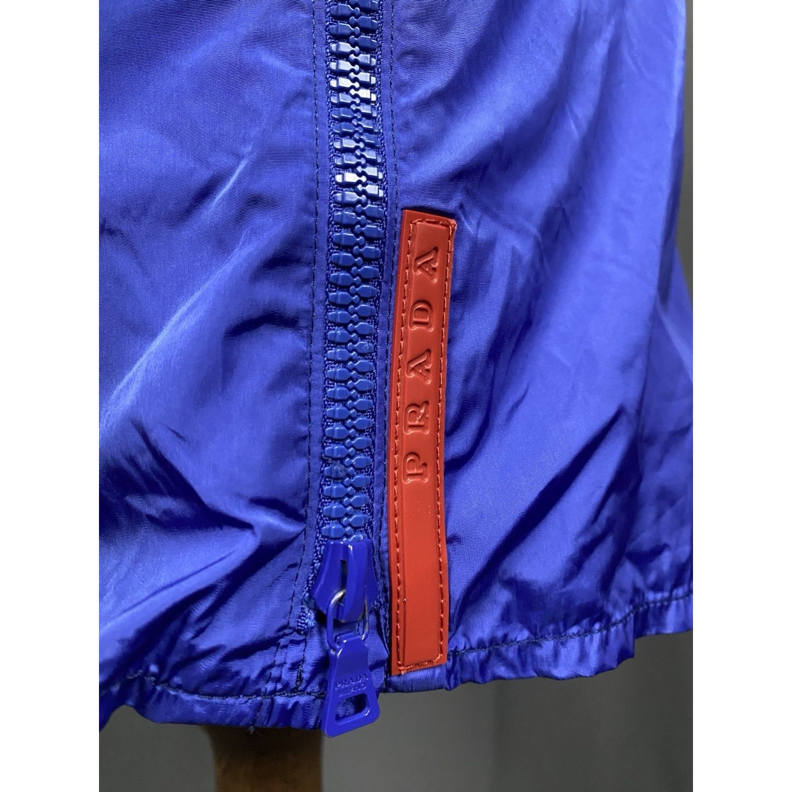 Prada Prada Nylon Lightweight Red Tab Women's Blue Windbreaker Jac Size M / US 6-8 / IT 42-44 - 10 Thumbnail