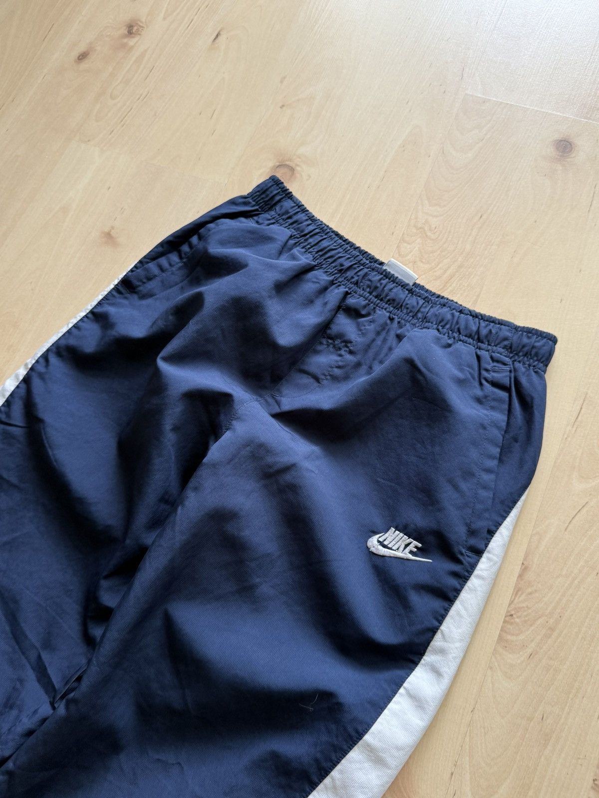Nike Nike Vintage Track nylon Pants Embroidered Swoosh 90s Size US 28 / EU 44 - 5 Thumbnail