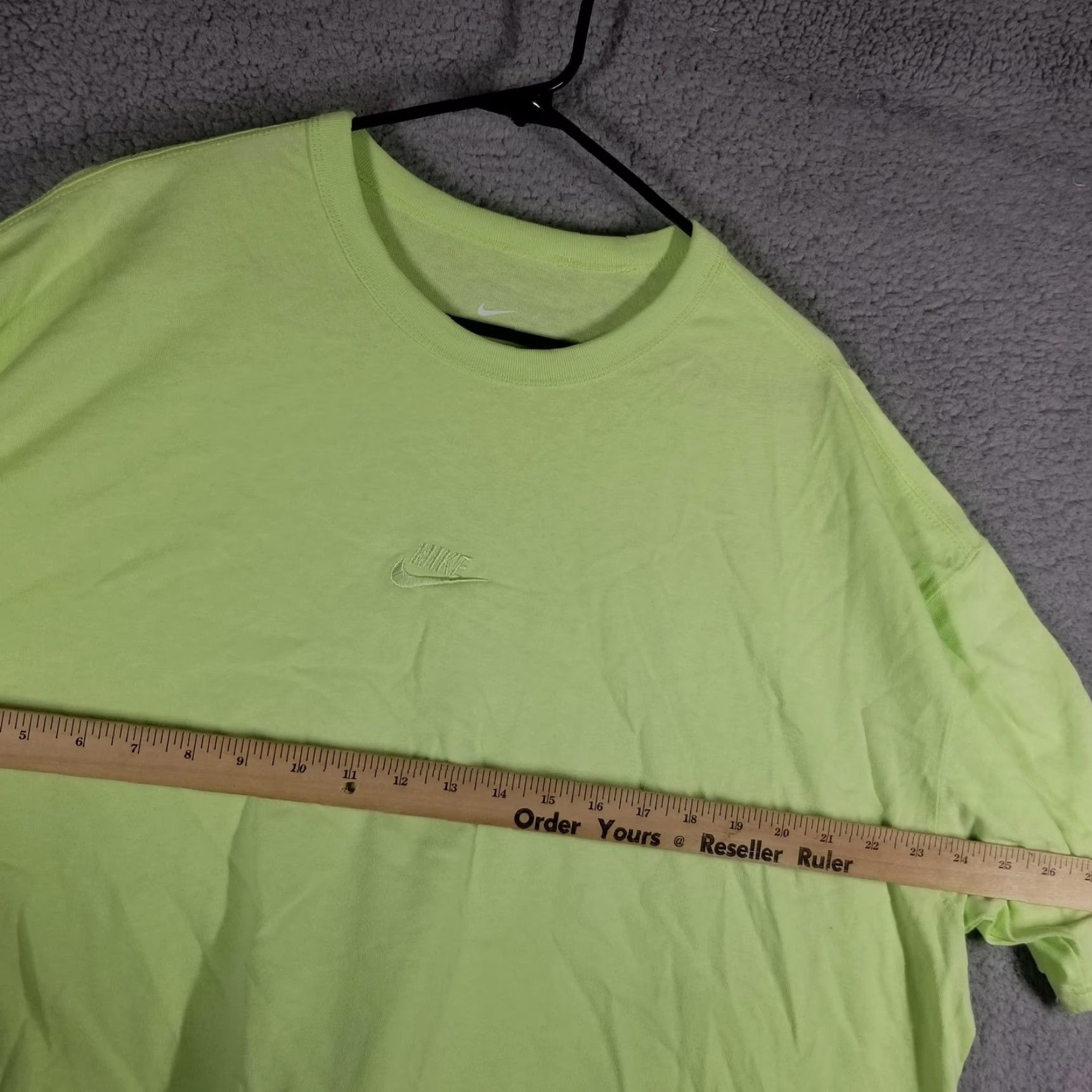 Nike Nike Sportswear Casual T-Shirt Men XL Green Short Sleeve Crew Neck Logo Cotton All Seasons Size US XL / EU 56 / 4 - 7 Thumbnail