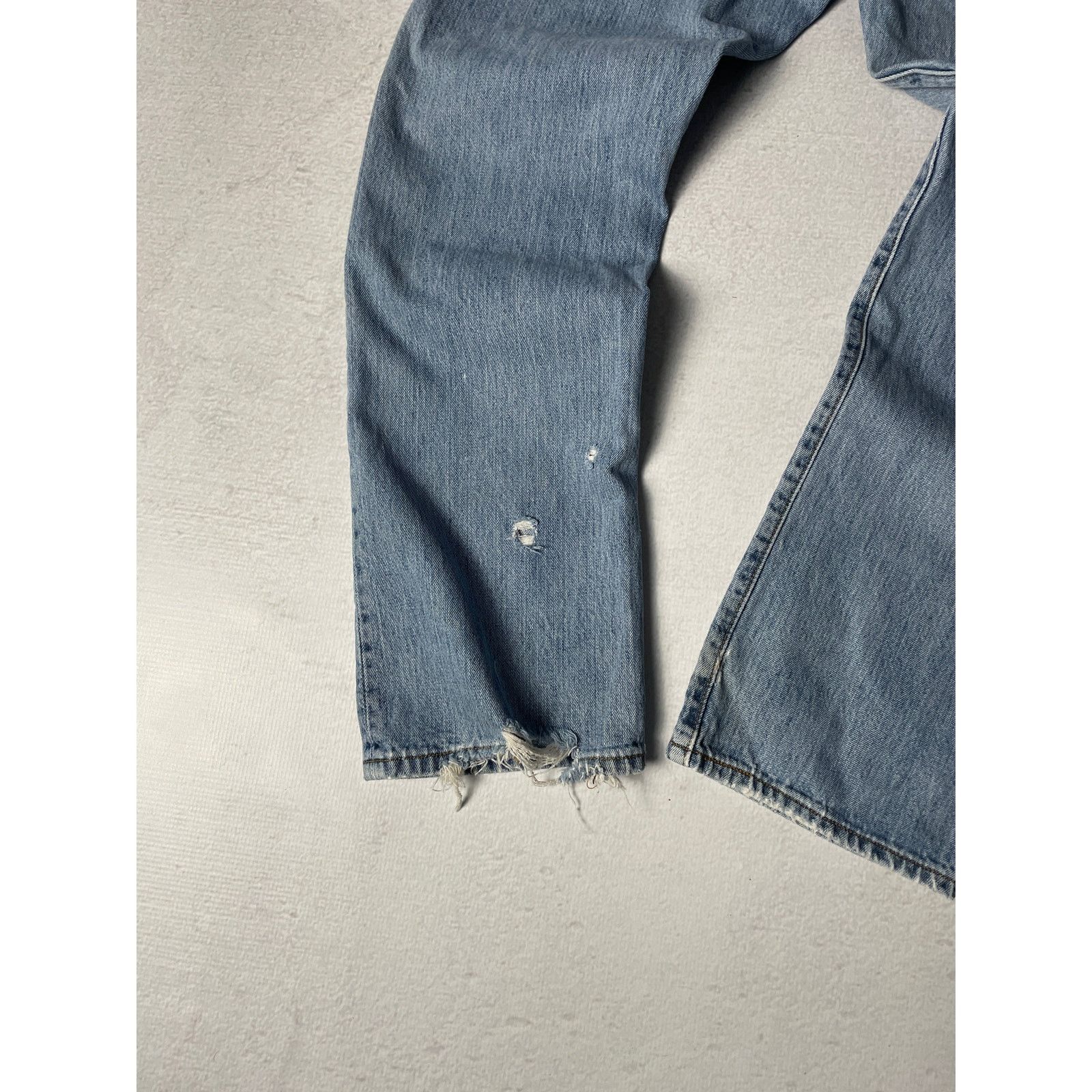 Levi's Vintage Levis Blue Perowned Denim Jeans - Men's 38Wx32L Size 38" / US 16 / IT 52 - 4 Thumbnail