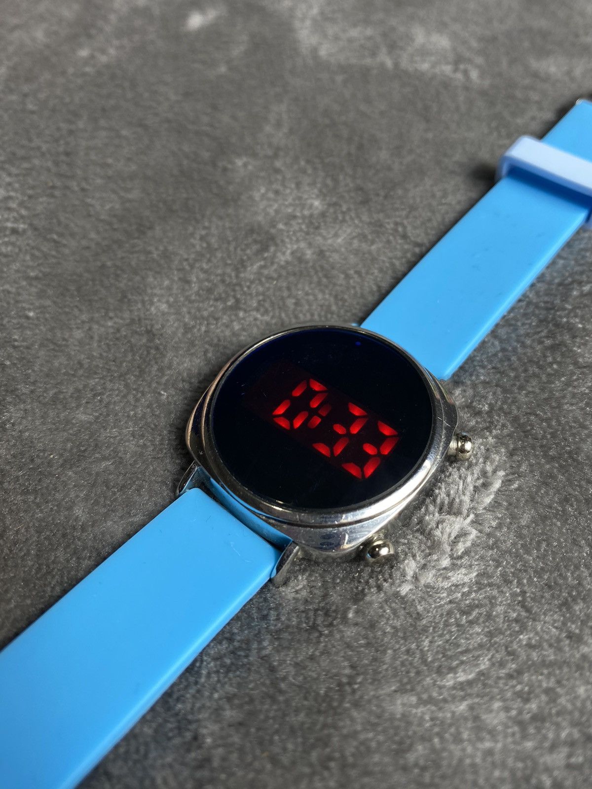 Japanese Brand Futuristic Vintage Japanese LED Mirror Watch - Work 100% Size ONE SIZE - 2 Thumbnail