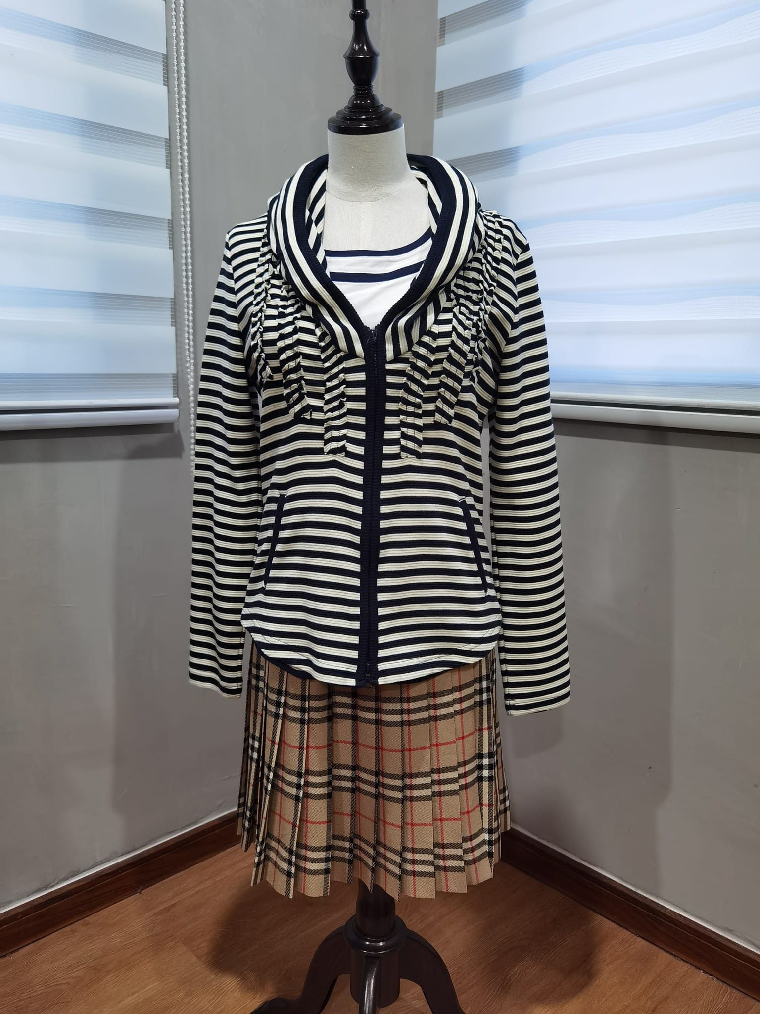 Japanese Brand maturita designer black and white woman jacket XS 2040 Size XS / US 0-2 / IT 36-38 - 1 Thumbnail