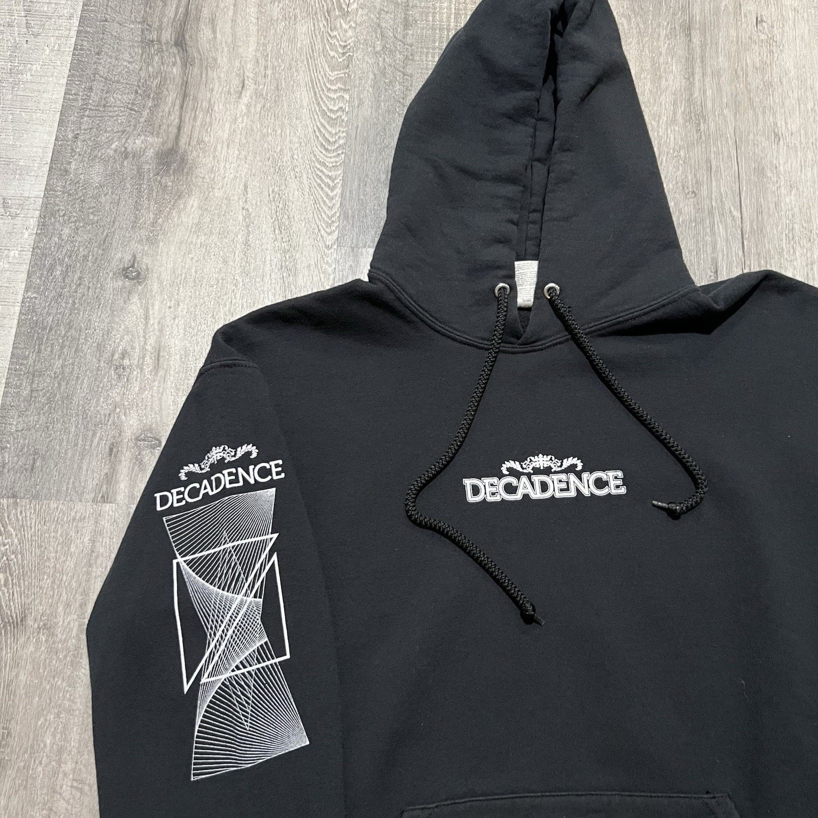 Jerzees Decadence EDM Festival Hoodie Colorado Dubstep Techno 2020 Size US M / EU 48-50 / 2 - 3 Thumbnail