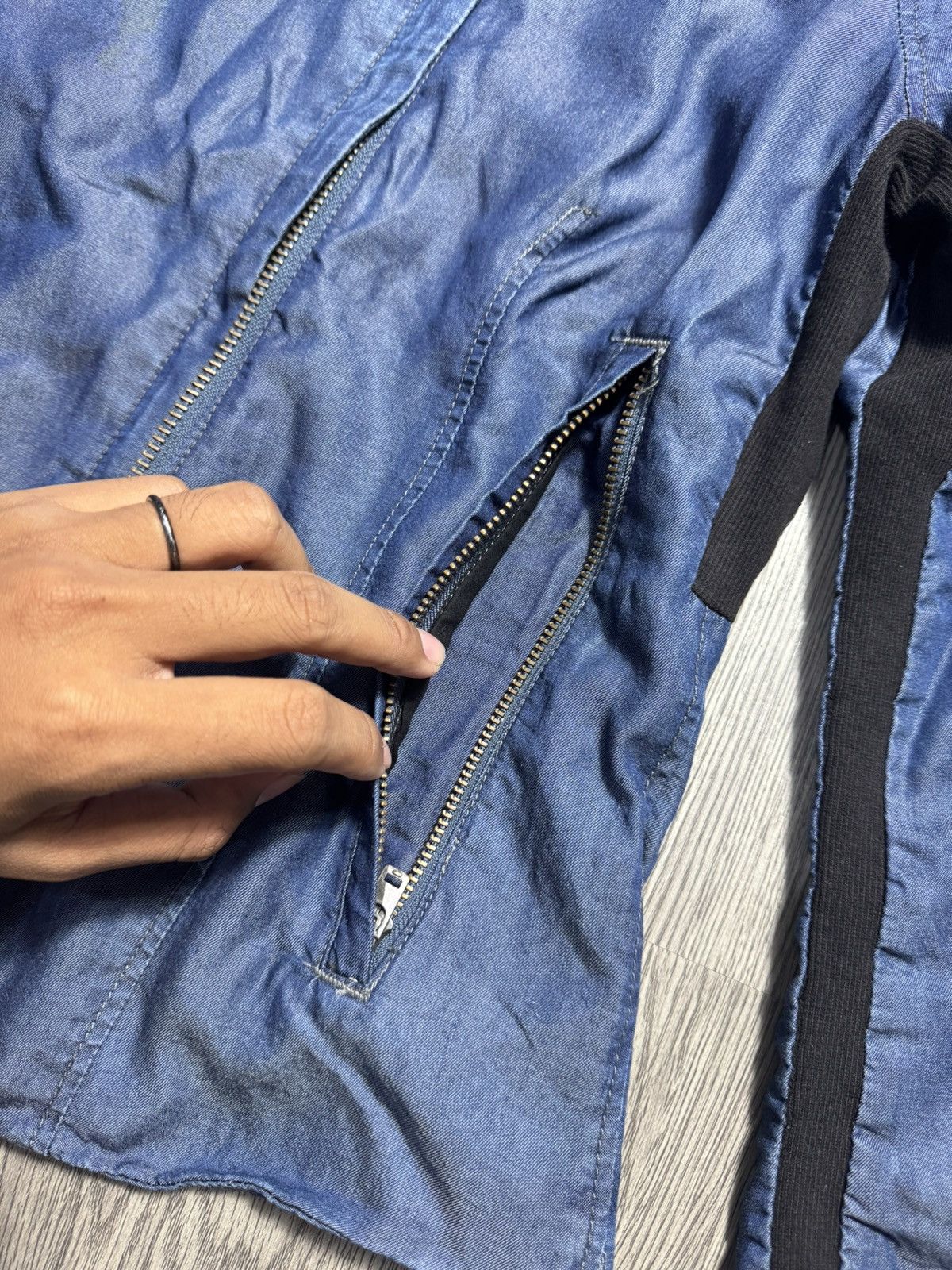 Helmut Lang Helmut Lang Asymmetric Jacket USA Size US M / EU 48-50 / 2 - 9 Thumbnail