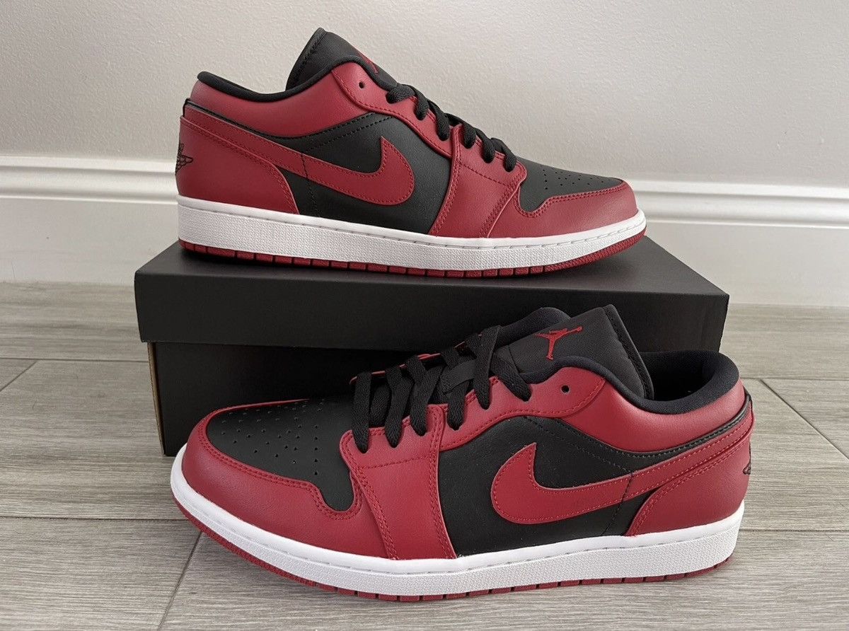 Jordan Brand Air Jordan 1 Low Reverse Bred Gym Red Black White Size 12 Size US 12 / EU 45 - 1 Thumbnail