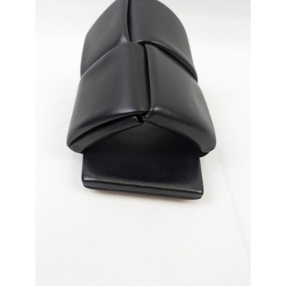 Bottega Veneta o1rshd1 Q:2 / Nappa Lagoon Leather Sandals in Black Size US 9 / EU 42 - 8 Thumbnail