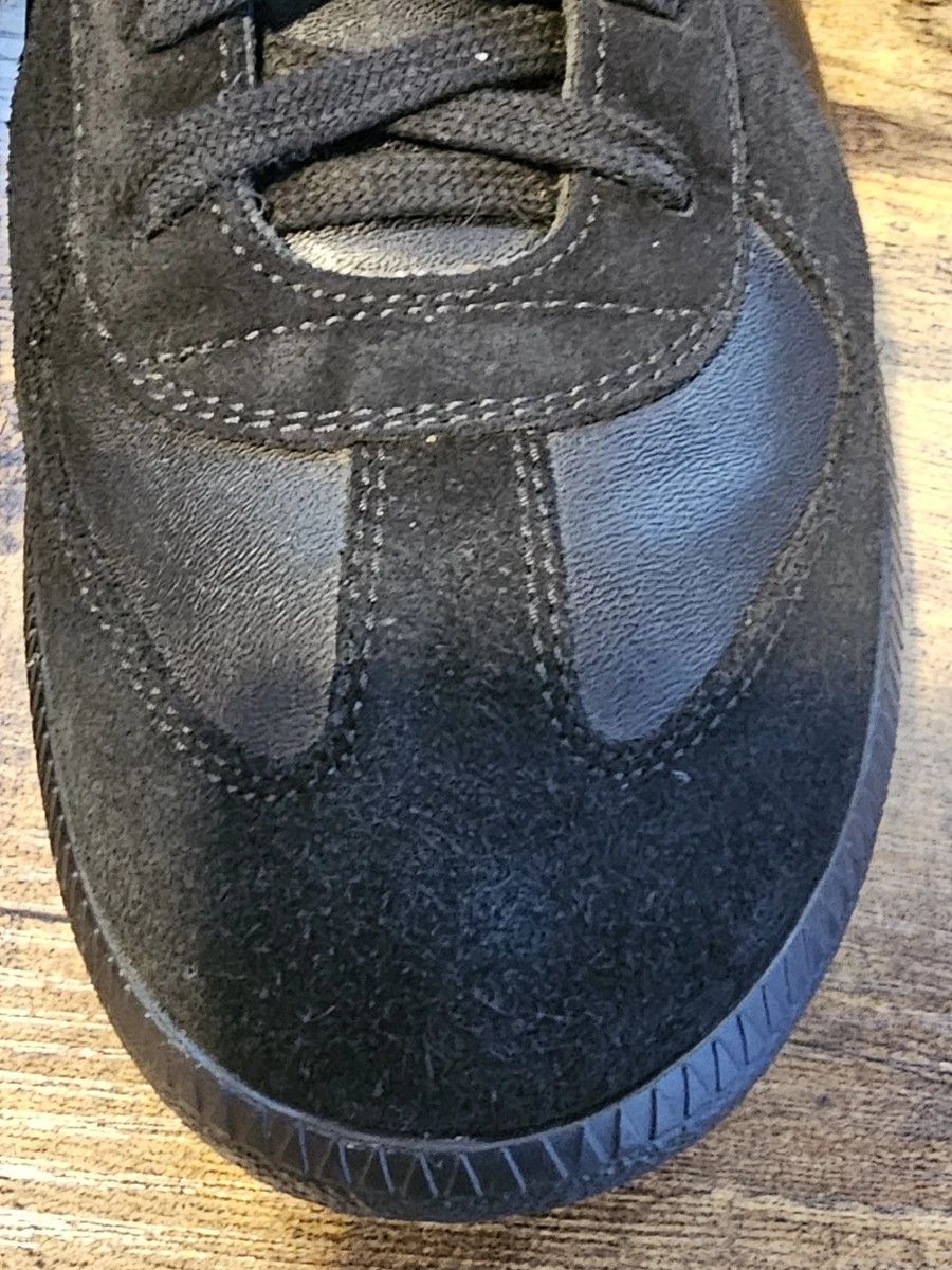 Maison Margiela Maison Margiela Replica GAT Black 10 43 Low Tops Size US 10 / EU 43 - 13 Thumbnail