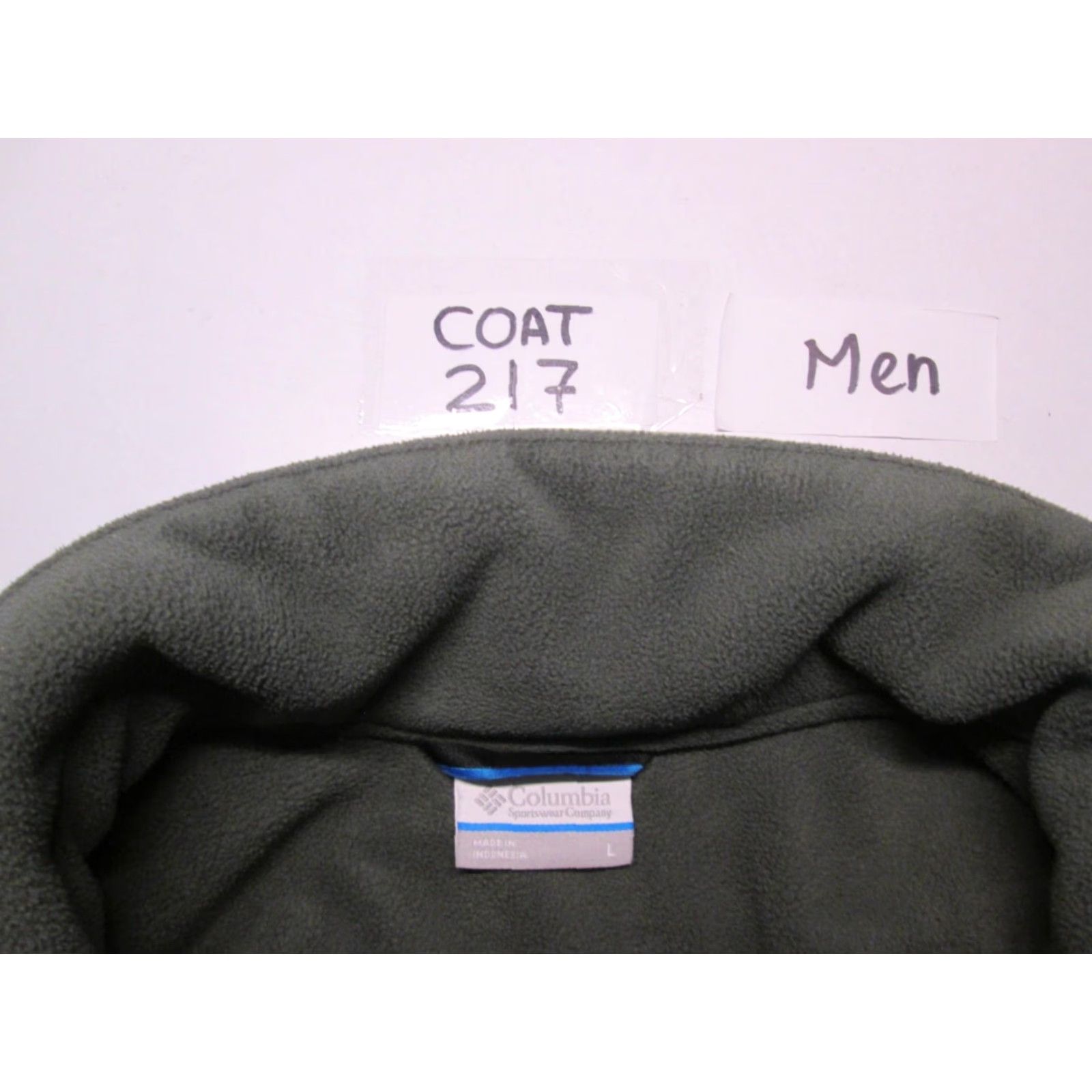 Vintage Columbia Windbreaker Jacket Mens Size L Gray Zip Pockets Logo Solid Outerwear Fleece Polyester Regular Closure Zip Size US L / EU 52-54 / 3 - 7 Thumbnail