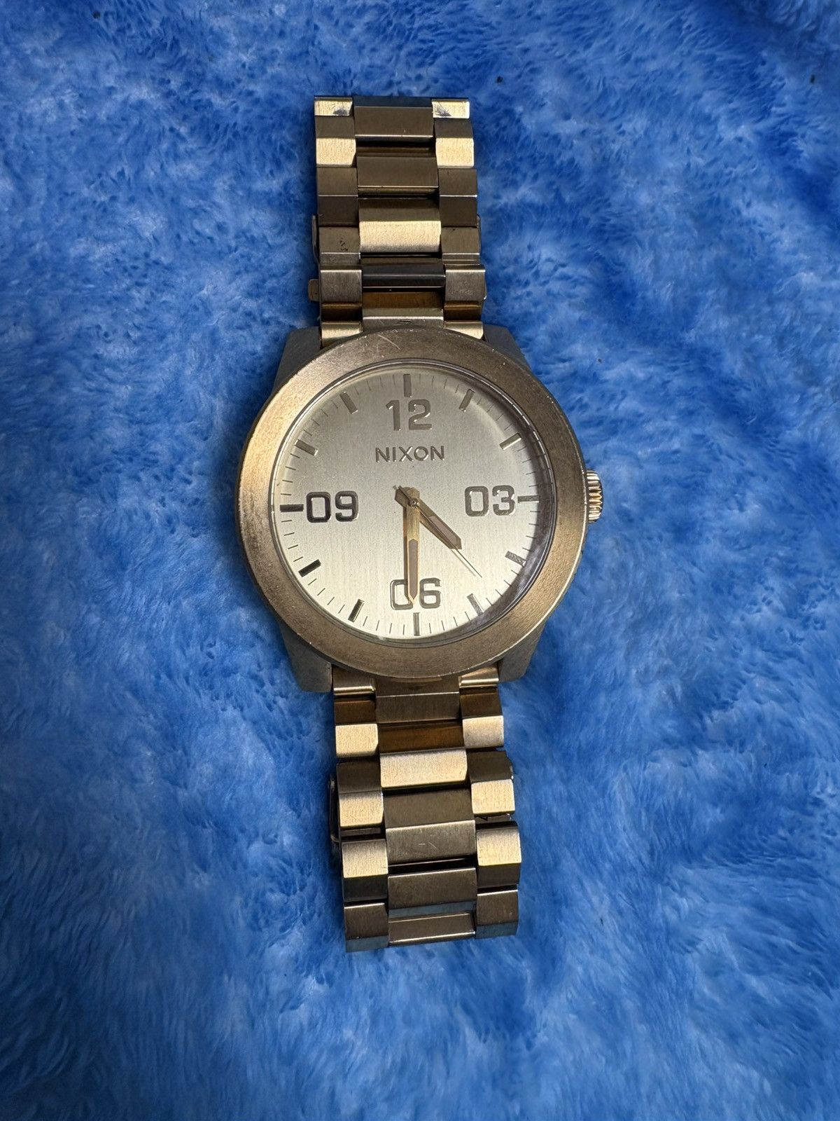 Nixon Nixon Corporal All Gold 48mm watch Size 28 - 2 Thumbnail