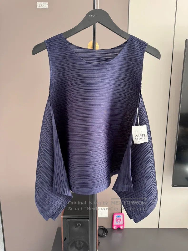 Issey Miyake Issey Miyake Iridescent Striped Top Size L / US 10 / IT 46 - 8 Thumbnail