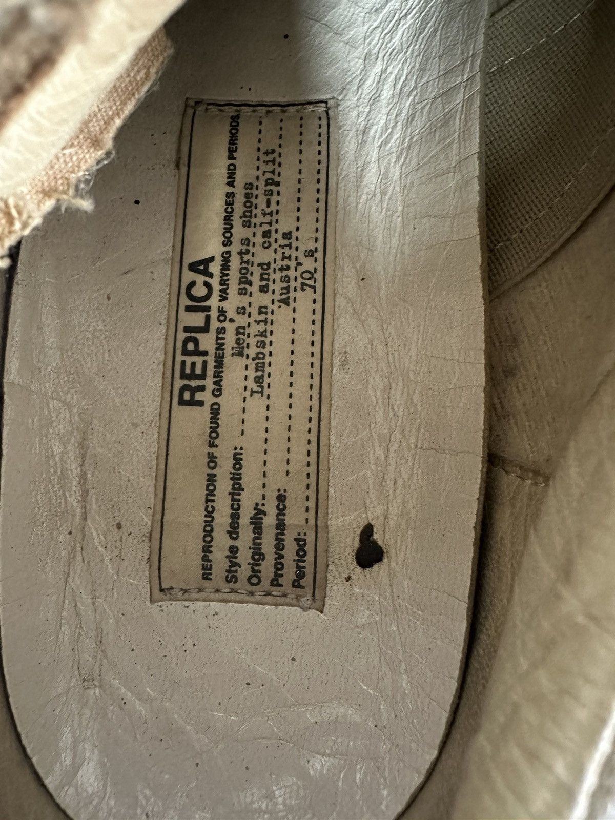 Maison Margiela MAISON MARGIELA CLASSIC REPLICA SNEAKER Size 39 EU Size US 6.5 / EU 39-40 - 4 Thumbnail