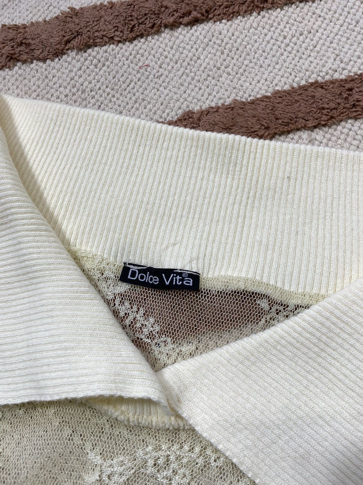 Vintage ISSEY MIYAKE STYLE MESH GUIPURE ON PUFFS LONGSLEEVE Size S / US 4 / IT 40 - 6 Thumbnail