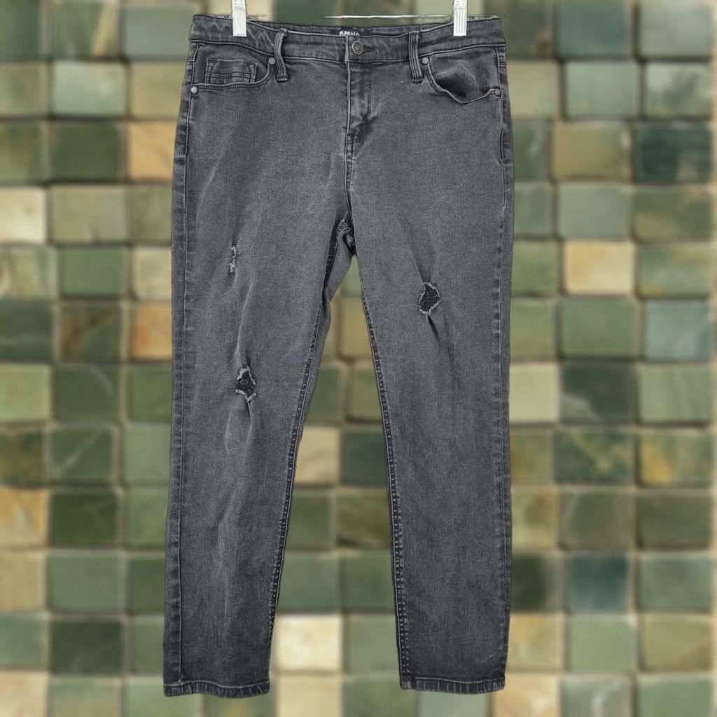 Vintage Buffalo Jeans Womens Mid Rise Skinny Distressed Black Jeans Size 12 Size 34" / US 12 / IT 48 - 1 Thumbnail