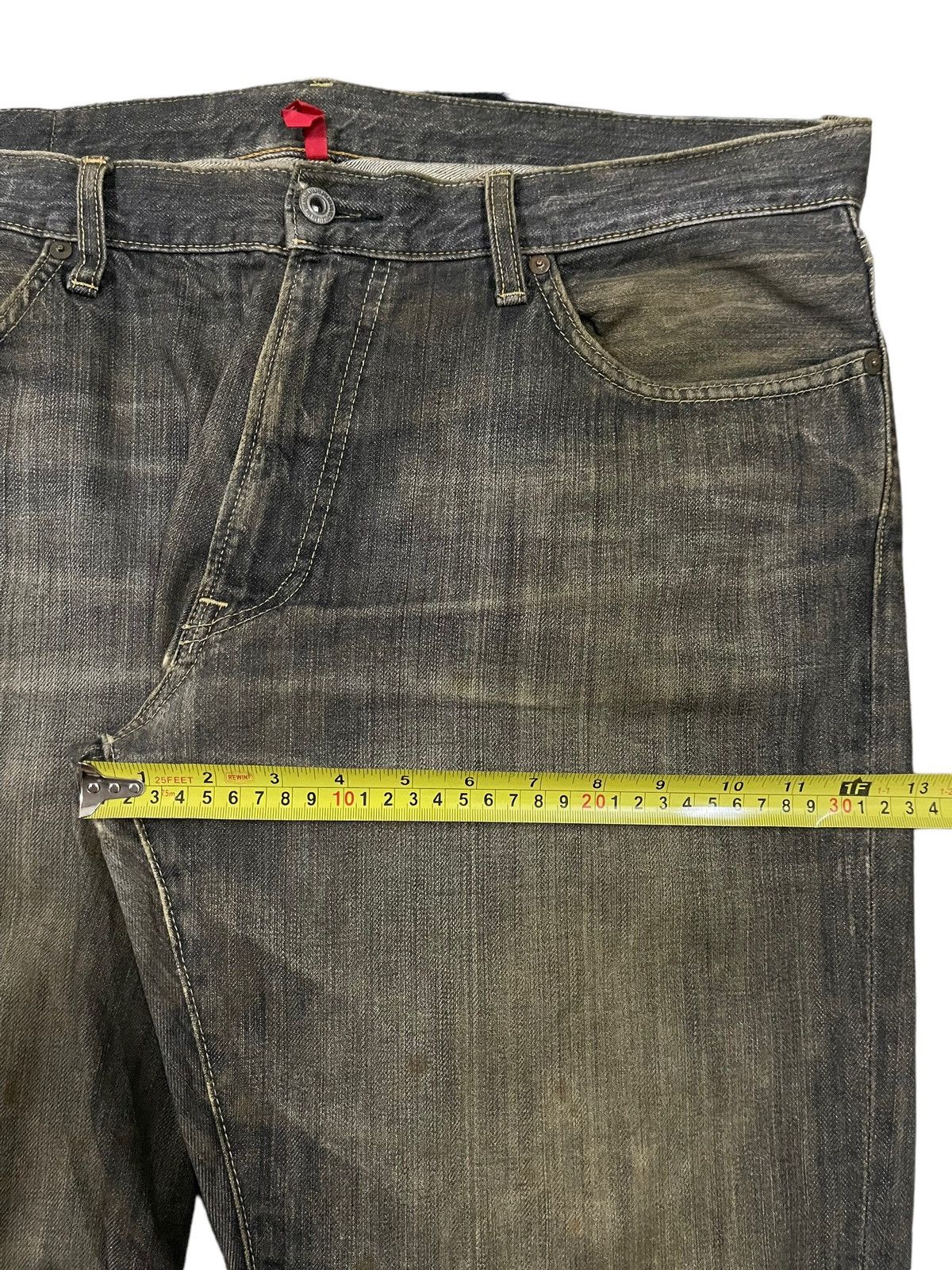 Uniqlo Vintage Japanese Uniqlo Faded Wash Style Baggy Jeans Size US 38 / EU 54 - 12 Thumbnail